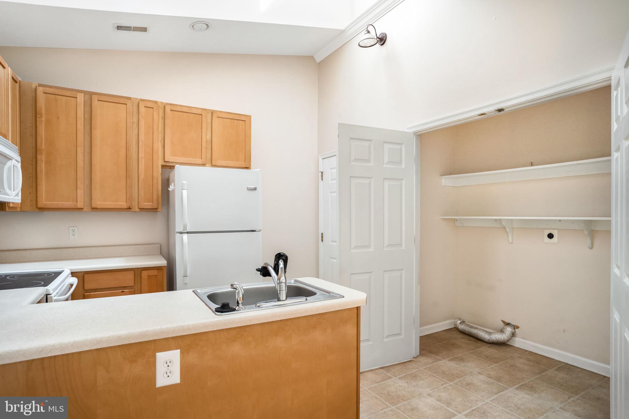 VILLAGE COMMONS - Residential