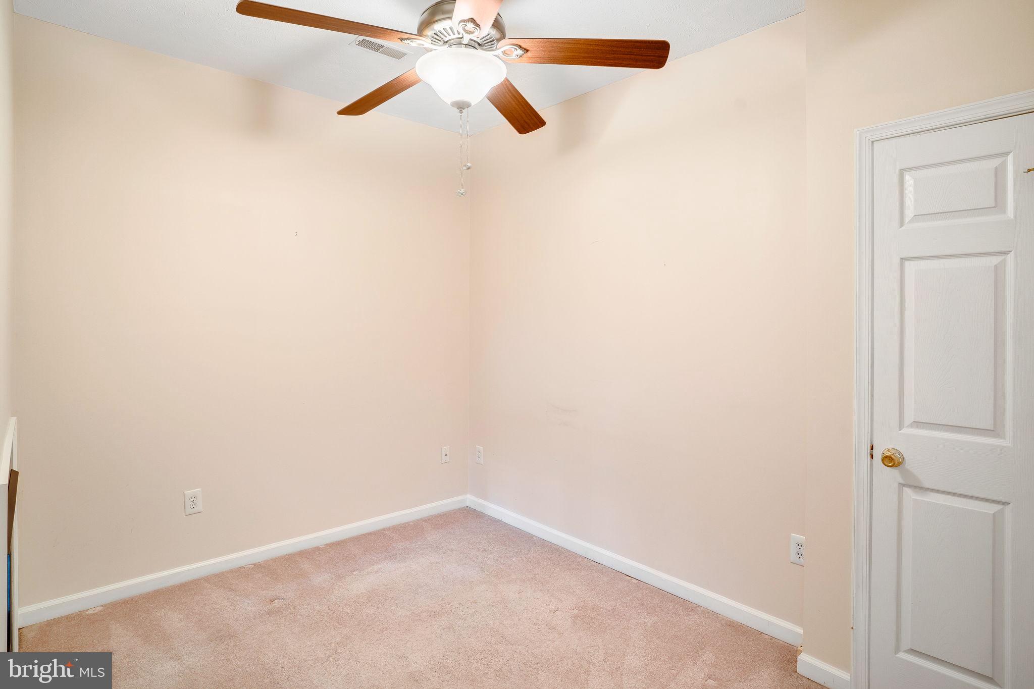 VILLAGE COMMONS - Residential