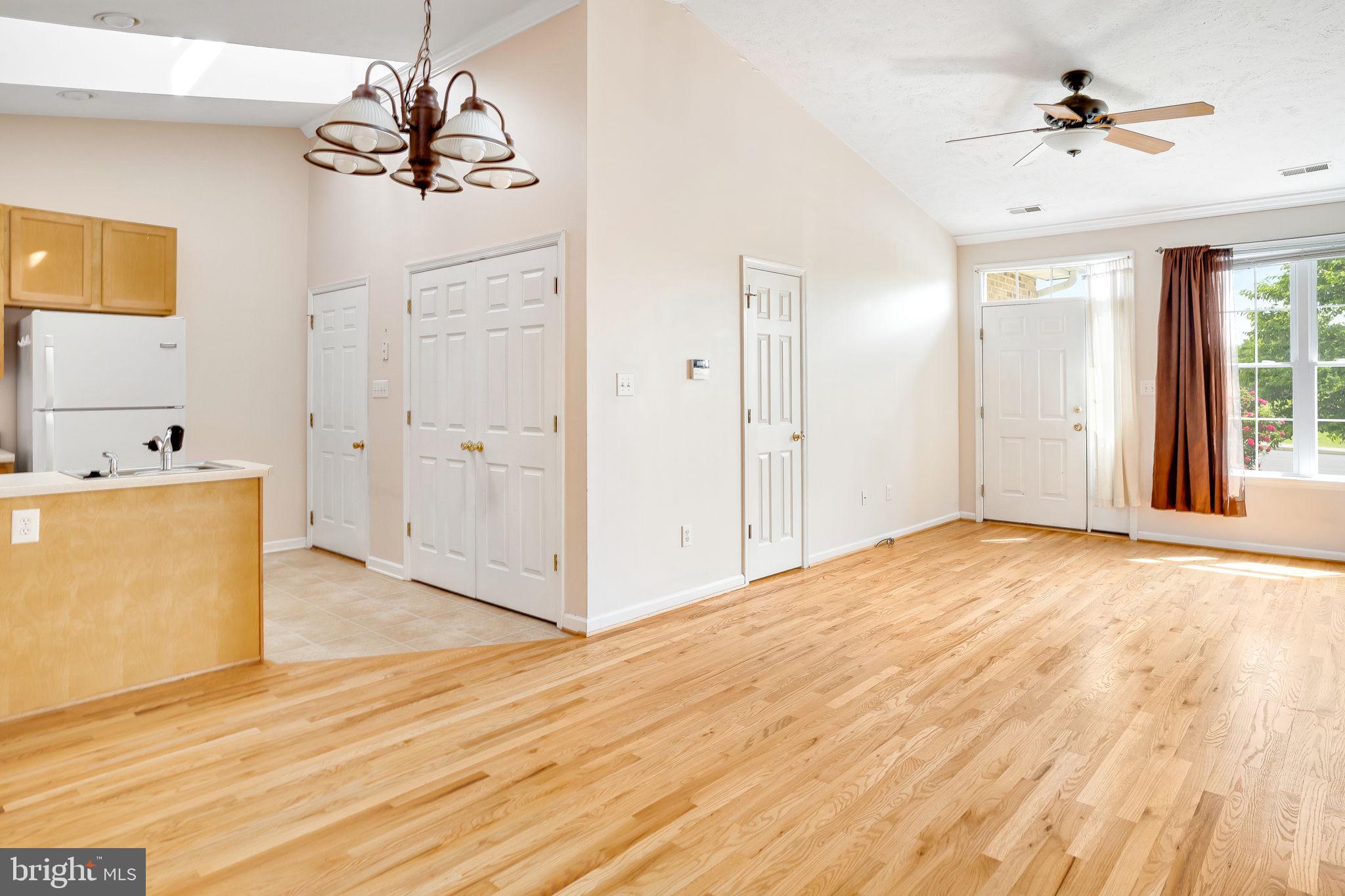 VILLAGE COMMONS - Residential