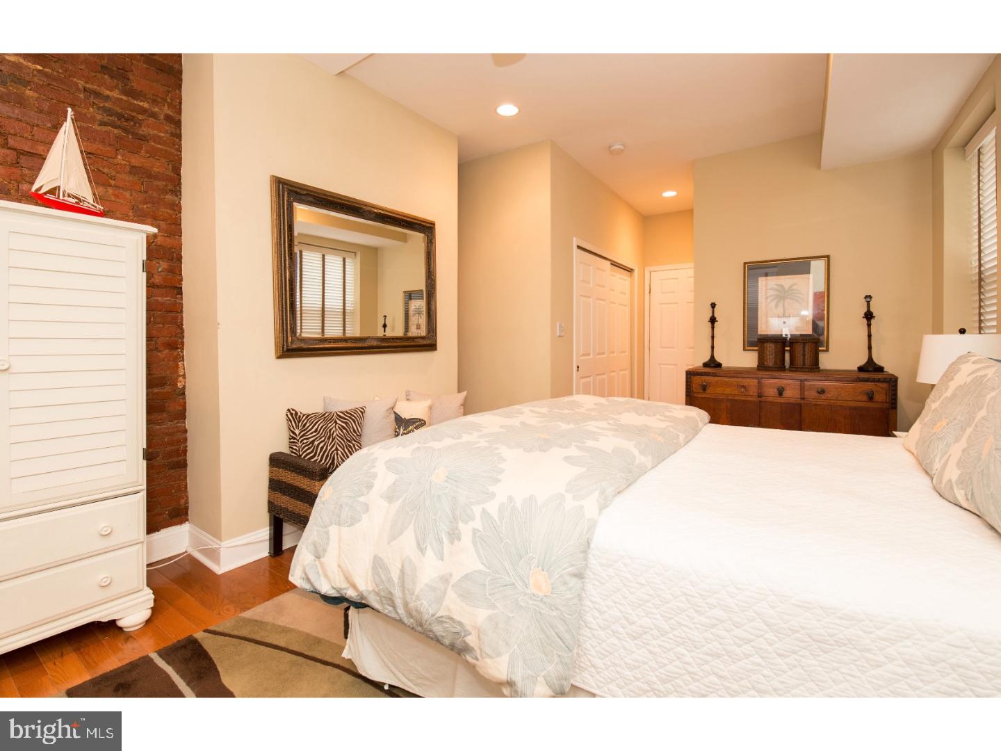 FRANCISVILLE - Residential