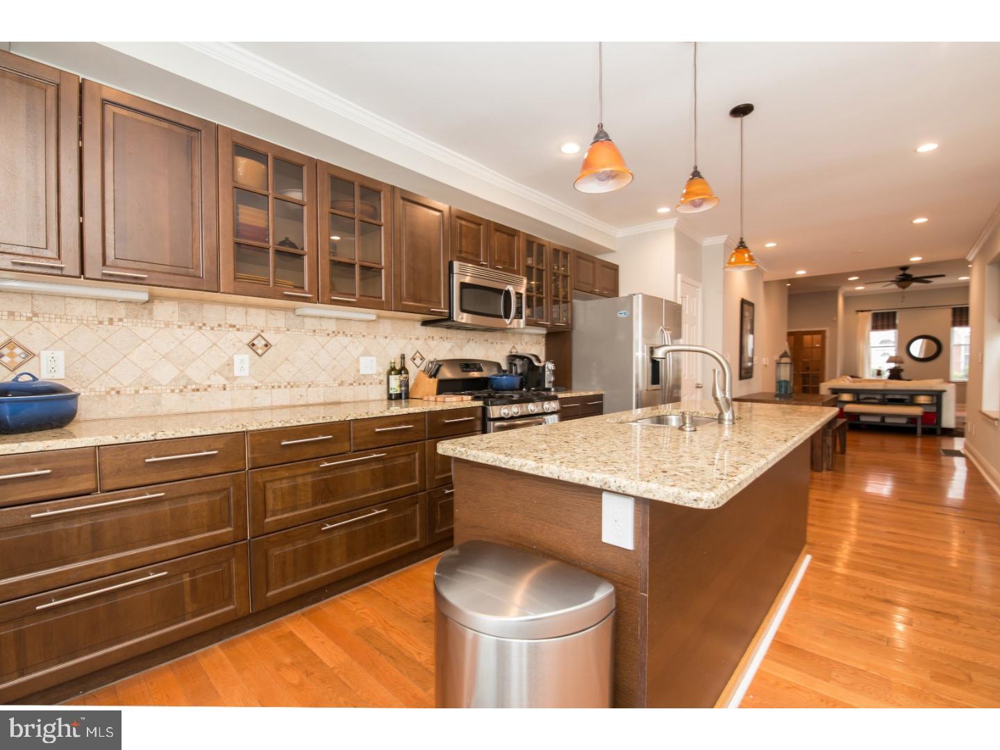 FRANCISVILLE - Residential