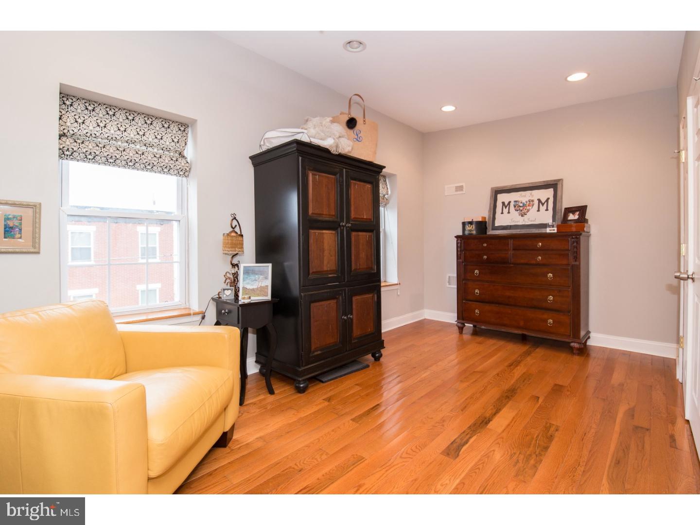 FRANCISVILLE - Residential