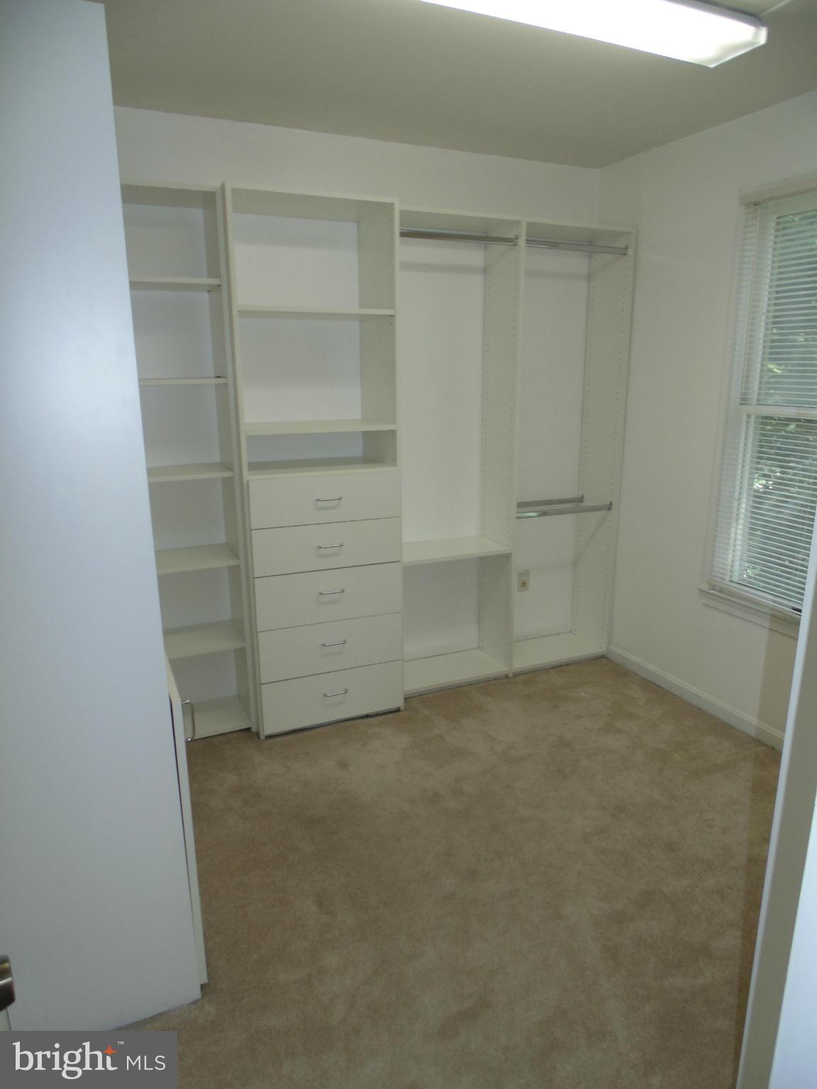 SHIPLEYS CHOICE - Residential Lease