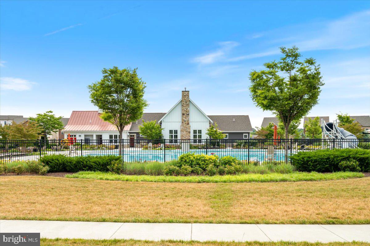 LANDSDALE - Residential