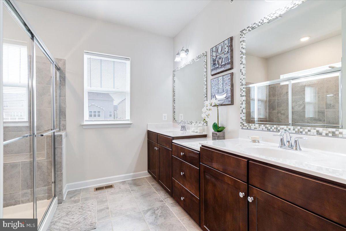 LANDSDALE - Residential