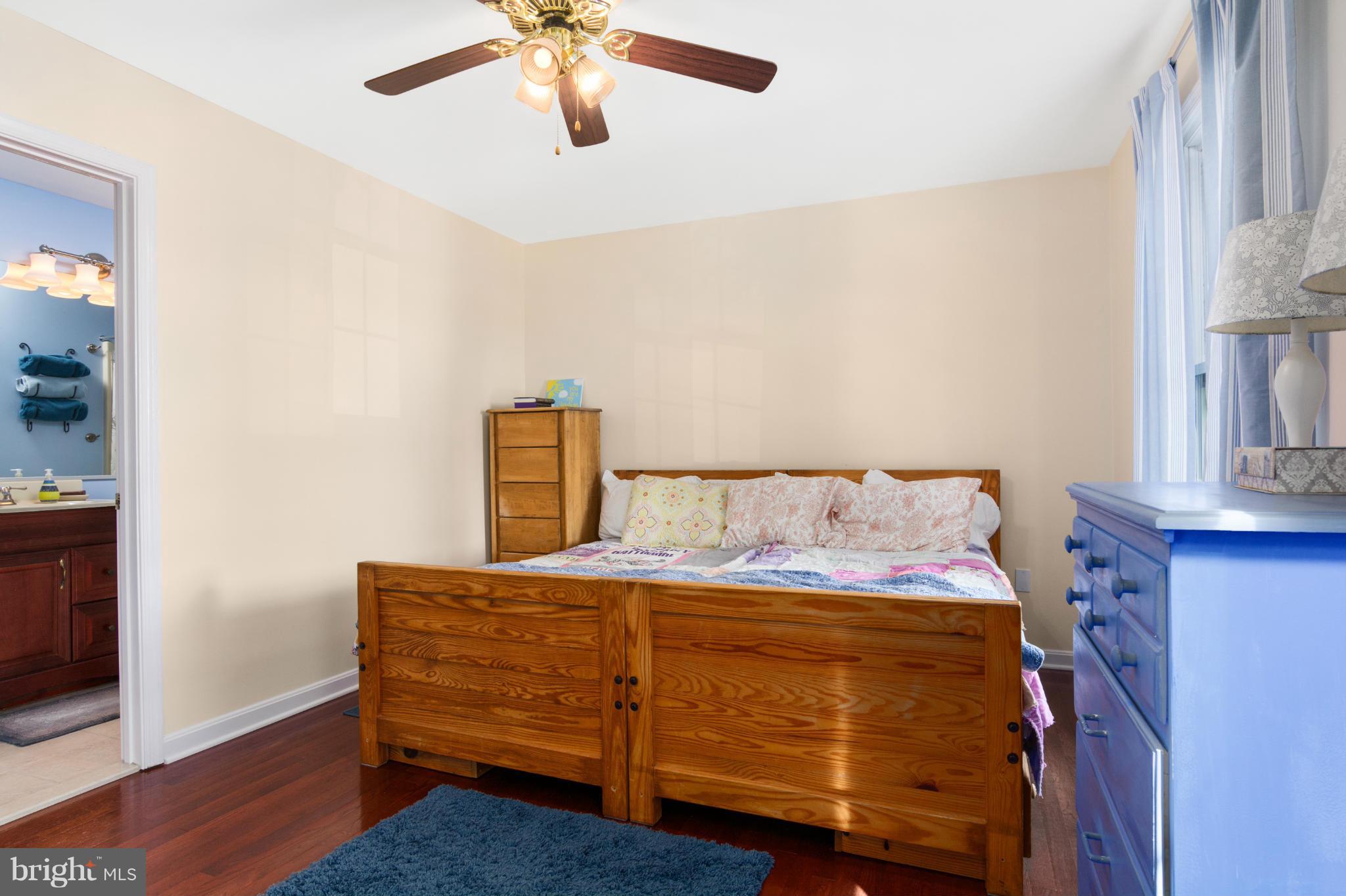 SILVER SANDS - Residential