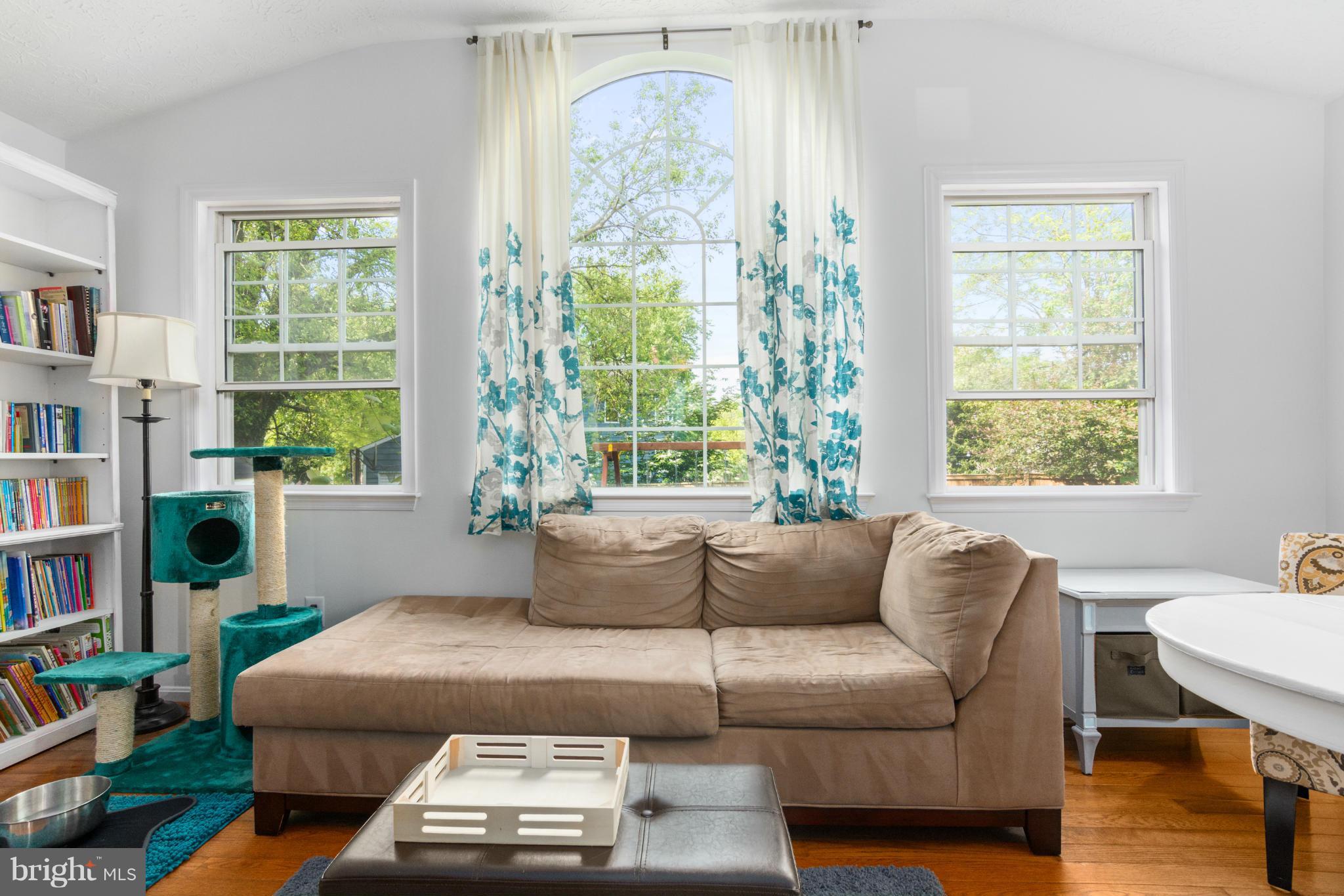 SILVER SANDS - Residential