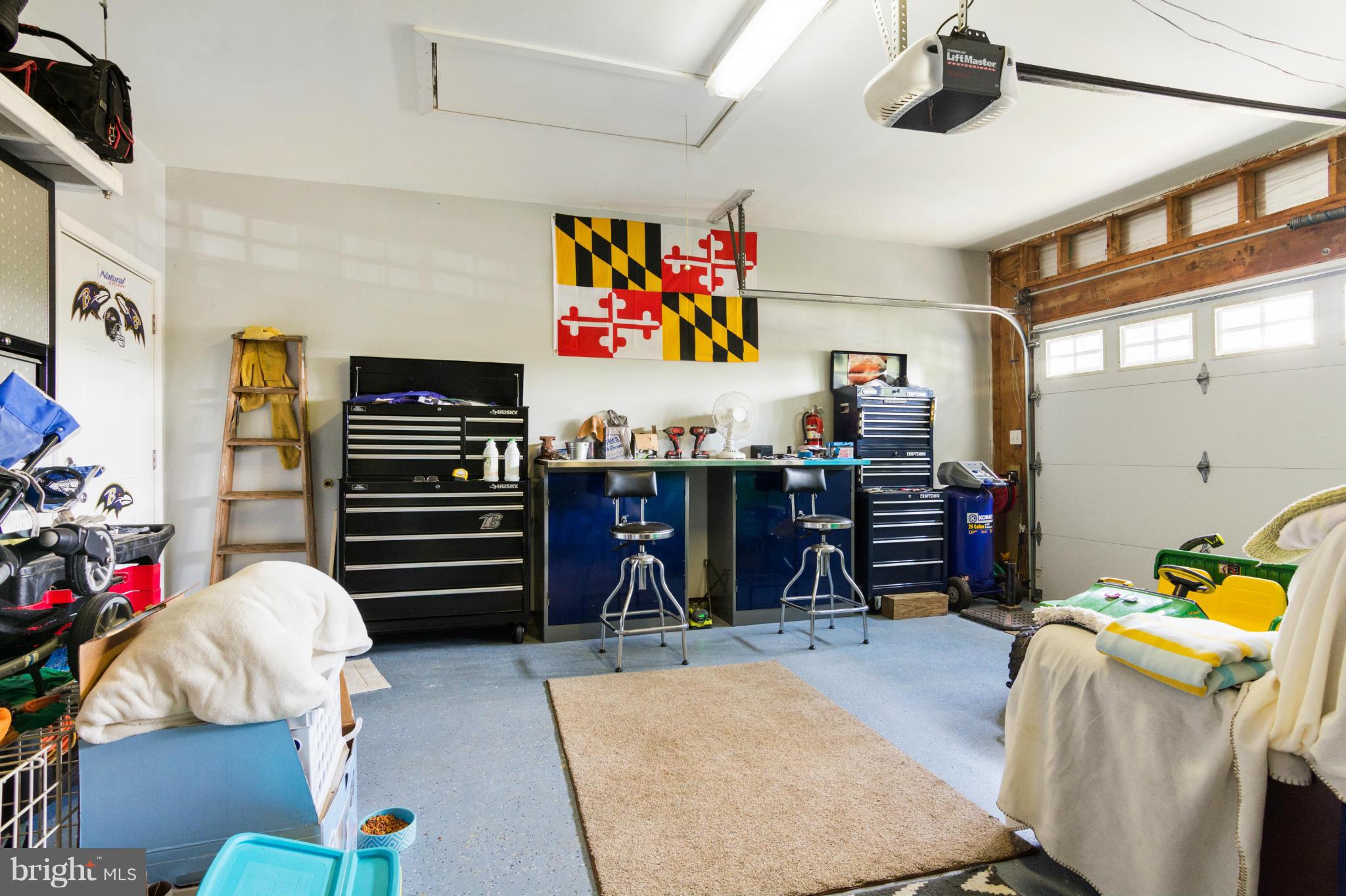 SILVER SANDS - Residential