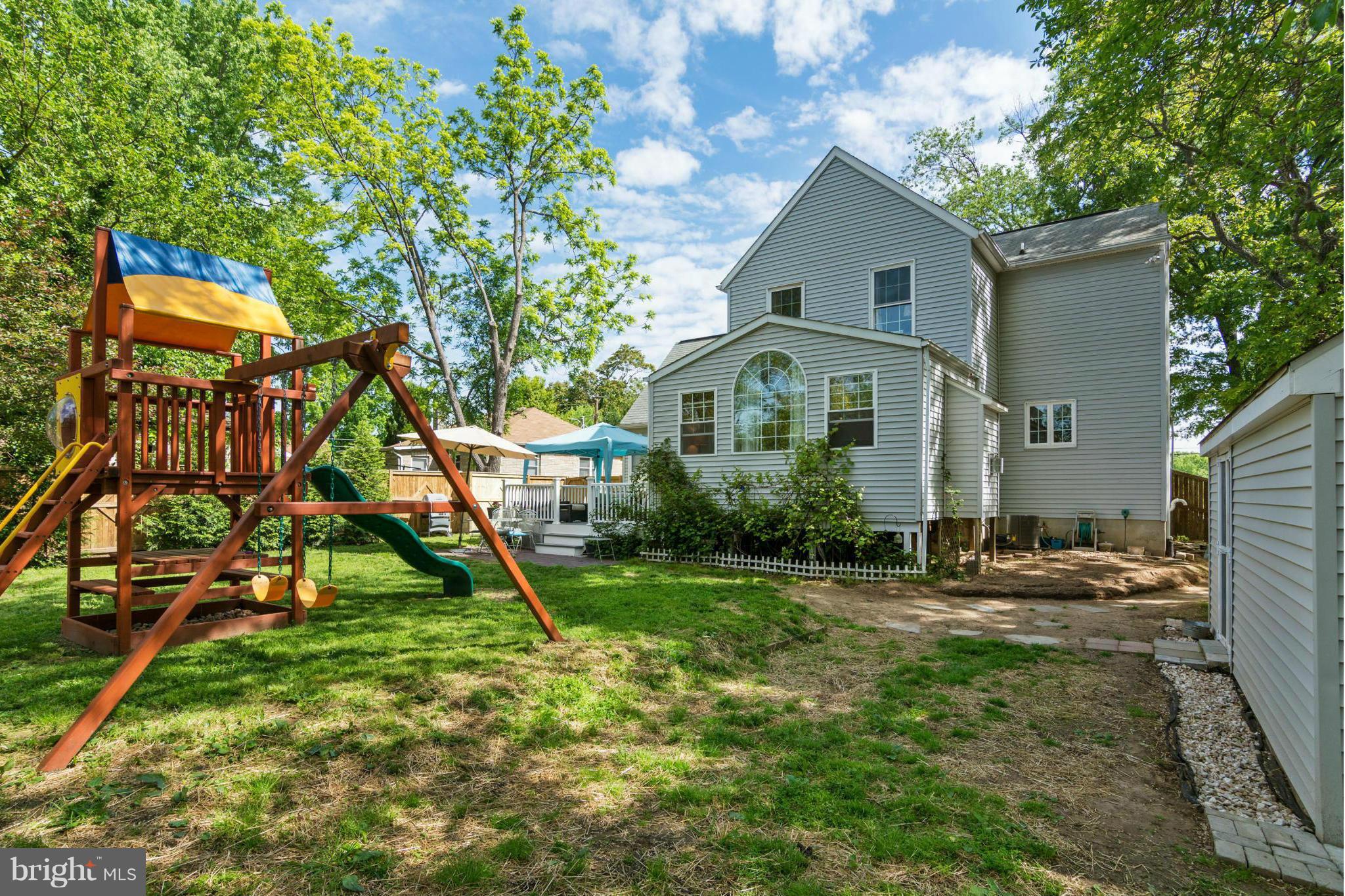 SILVER SANDS - Residential