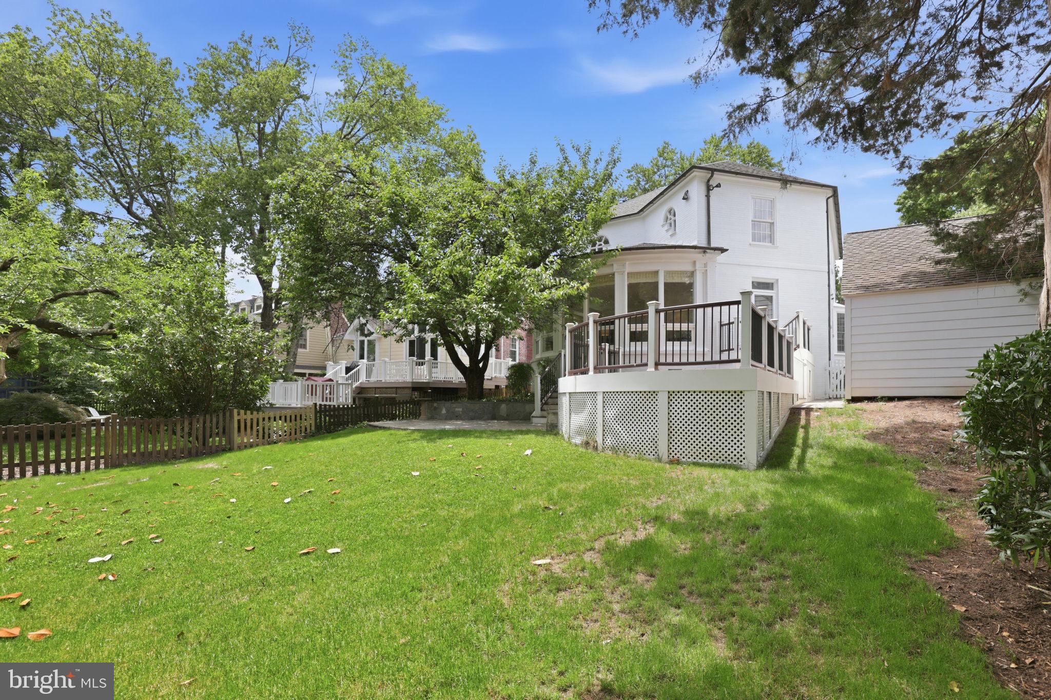 WESTGATE - Residential