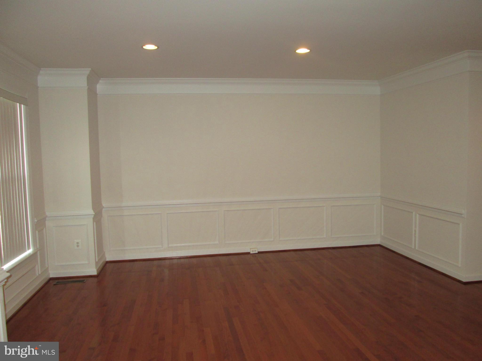 BLOOMS MILL - Residential