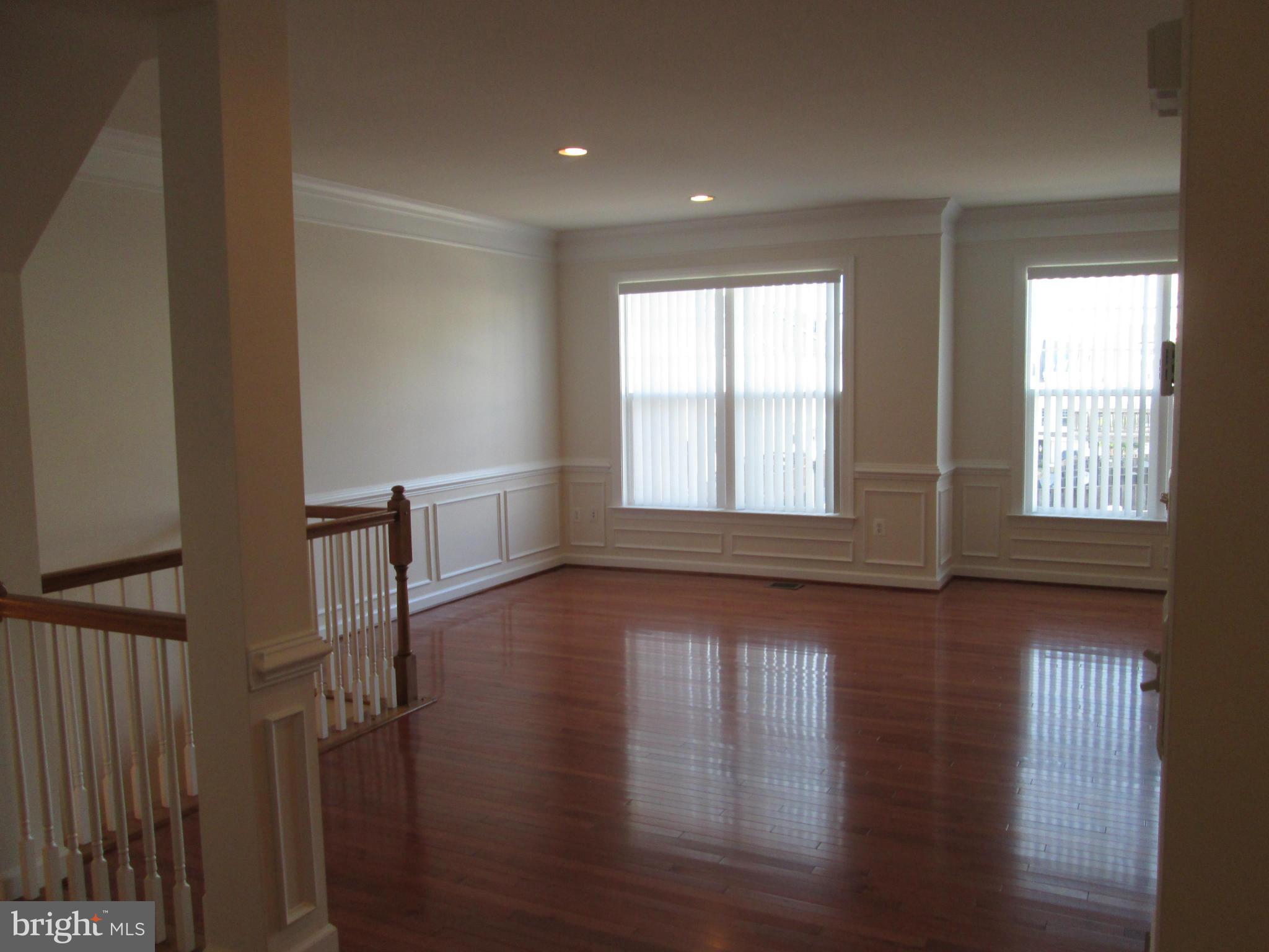 BLOOMS MILL - Residential