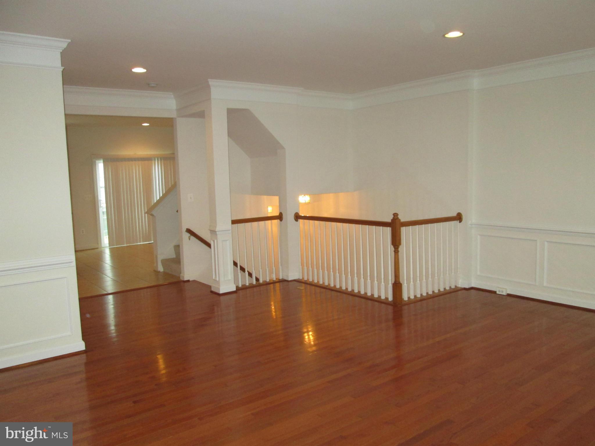 BLOOMS MILL - Residential