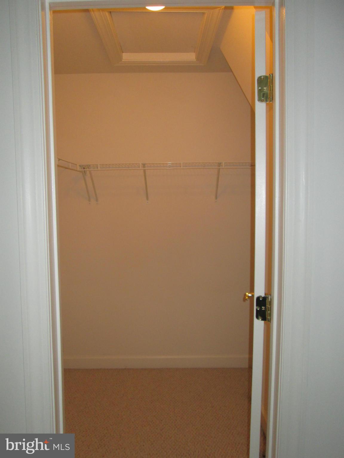 BLOOMS MILL - Residential