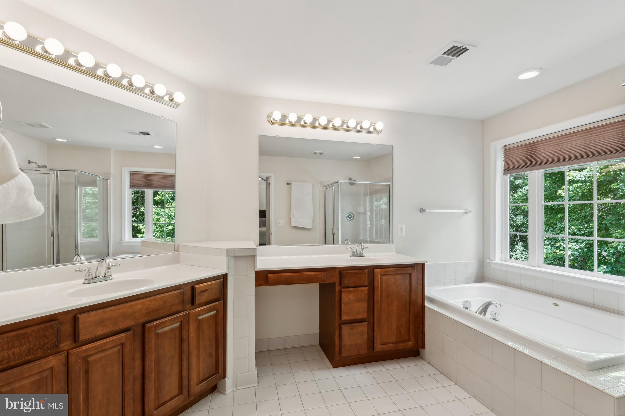 HOPEWELLS LANDING - Residential