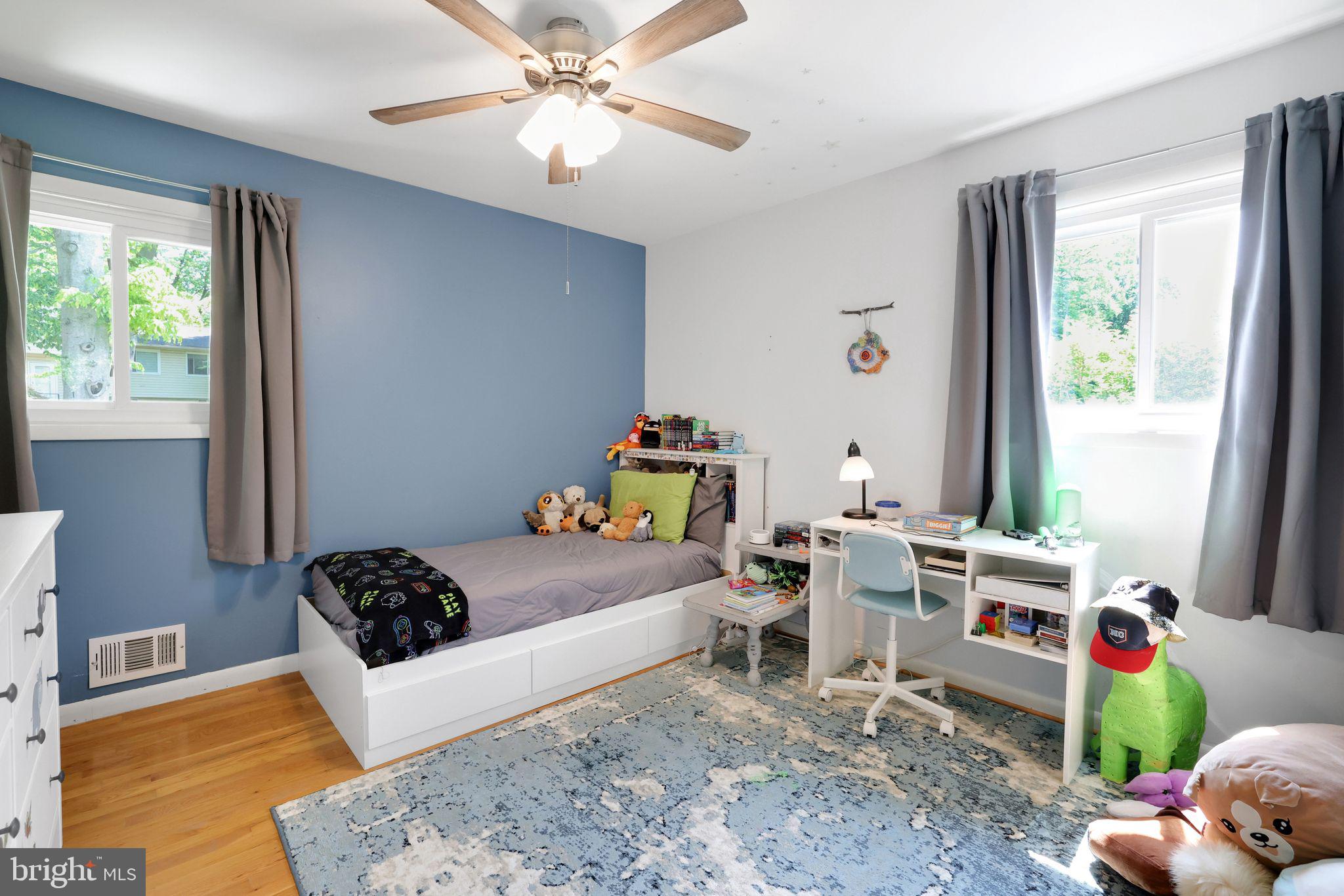 ROCK CREEK MANOR - Residential Lease