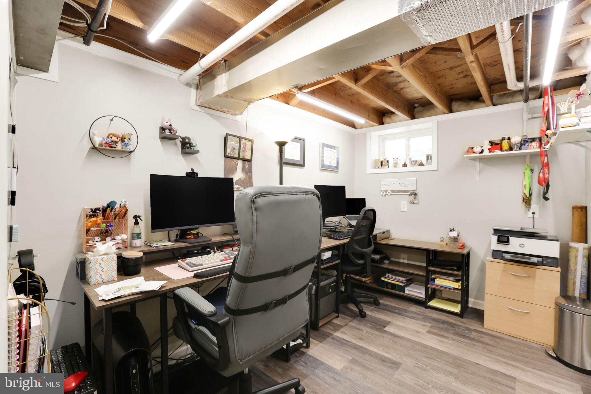 ROCK CREEK MANOR - Residential Lease