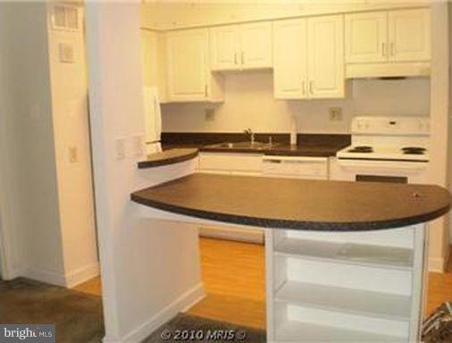 PARKSIDE AT COLLEGE PARK - Residential Lease
