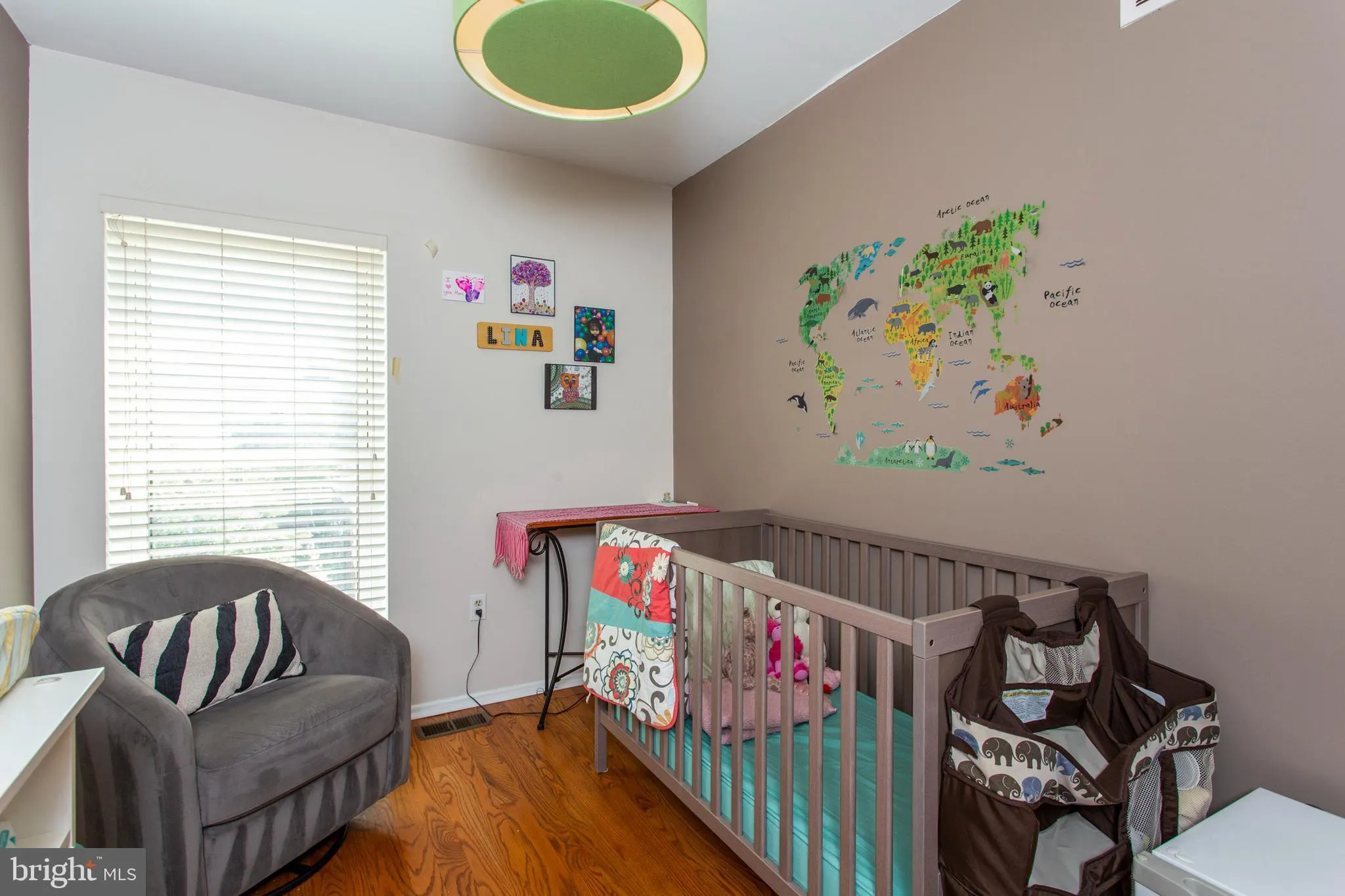 Philadelphia, Pennsylvania 19103, United States, 3 Bedrooms Bedrooms, ,3 BathroomsBathrooms,Residential,Active,146413