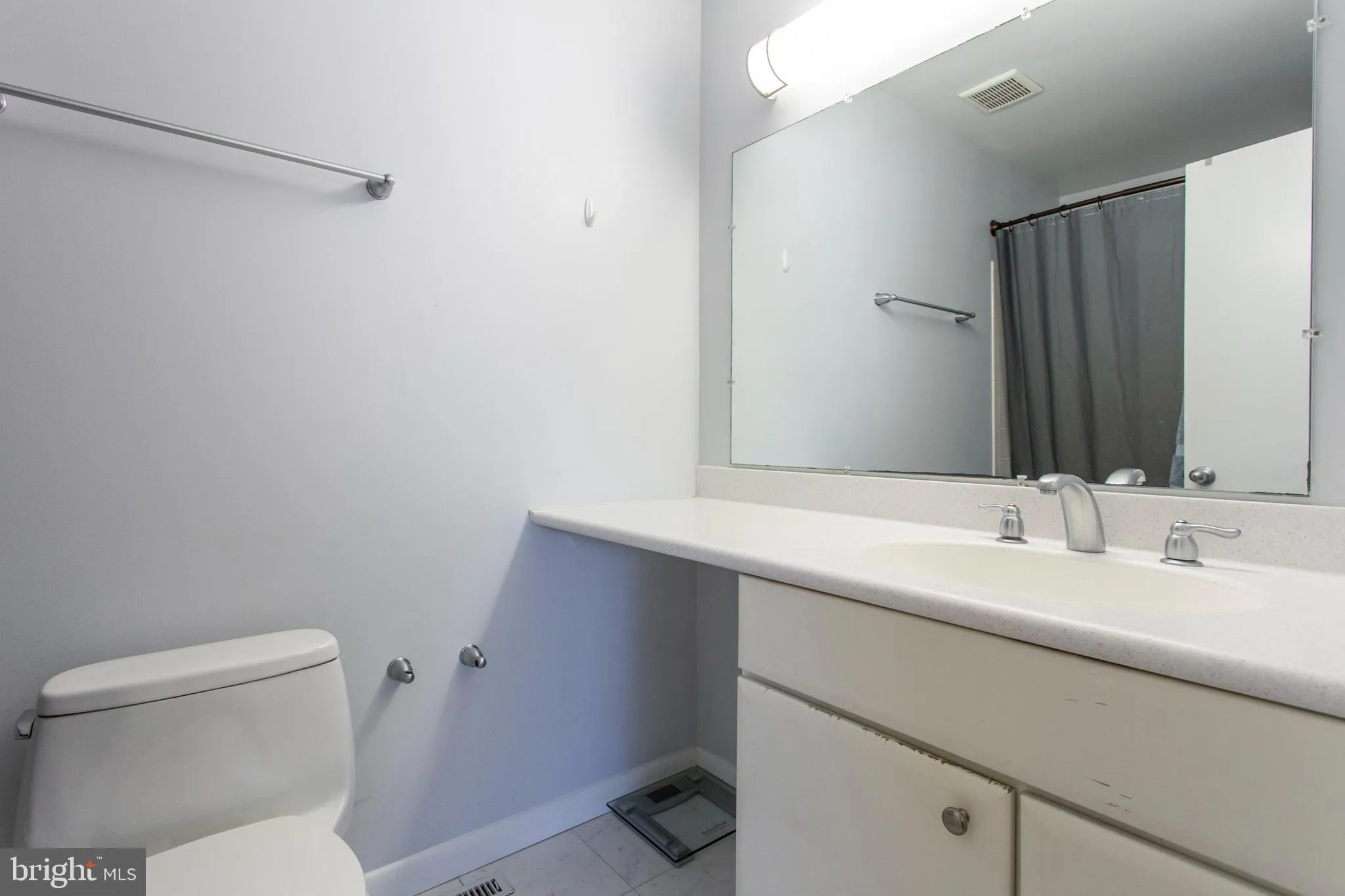 Philadelphia, Pennsylvania 19103, United States, 3 Bedrooms Bedrooms, ,3 BathroomsBathrooms,Residential,Active,146413