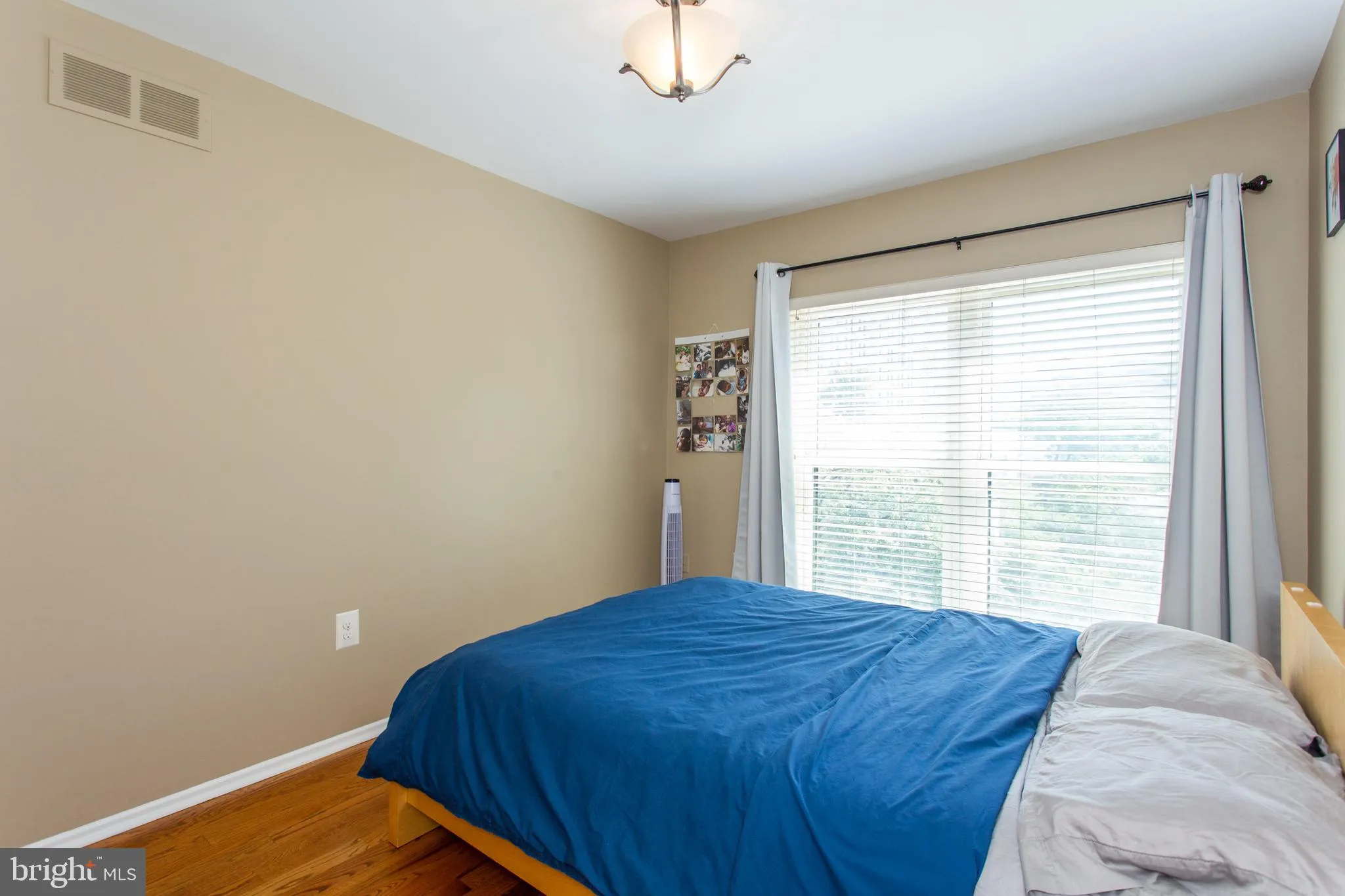 Philadelphia, Pennsylvania 19103, United States, 3 Bedrooms Bedrooms, ,3 BathroomsBathrooms,Residential,Active,146413