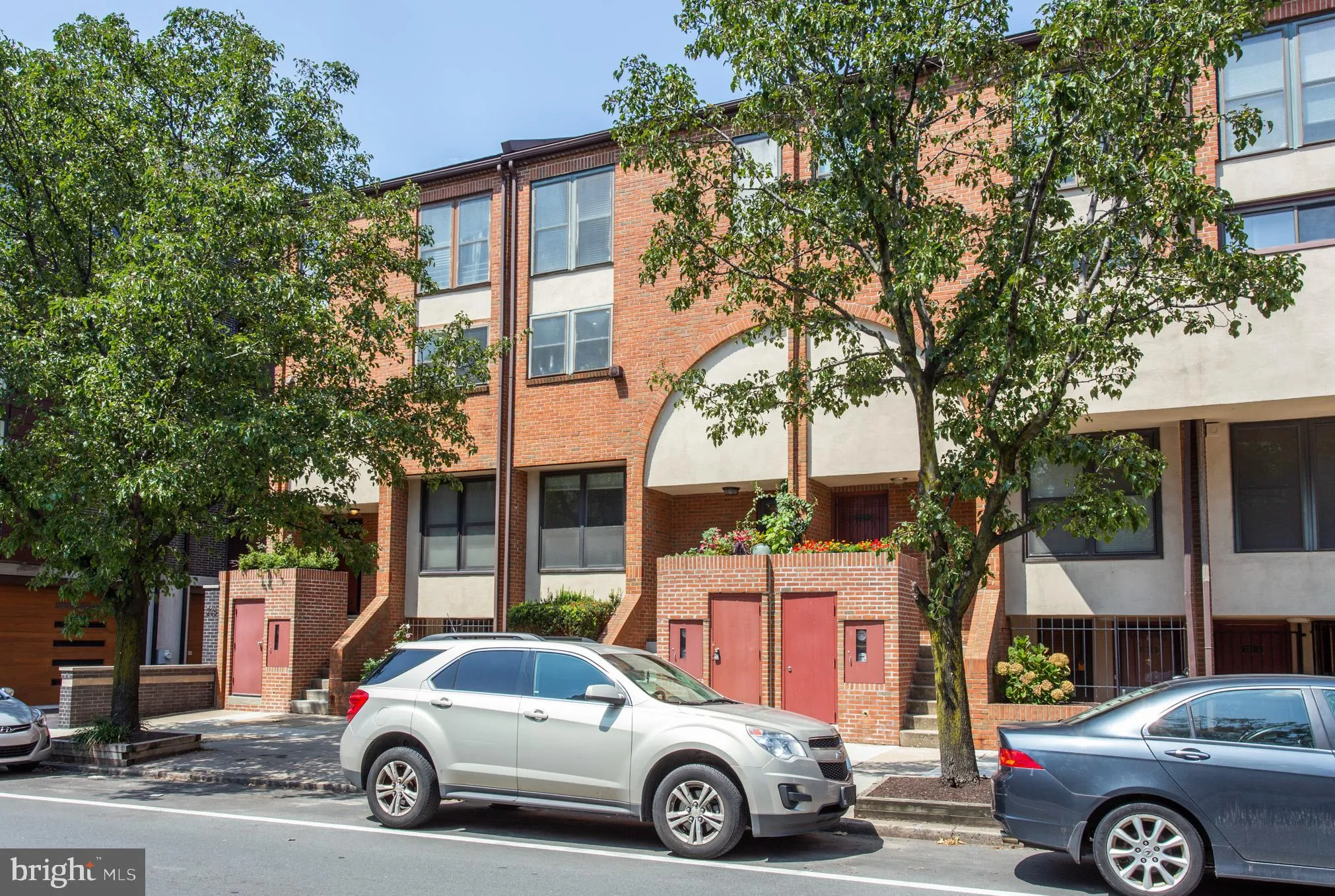 Philadelphia, Pennsylvania 19103, United States, 3 Bedrooms Bedrooms, ,3 BathroomsBathrooms,Residential,Active,146413