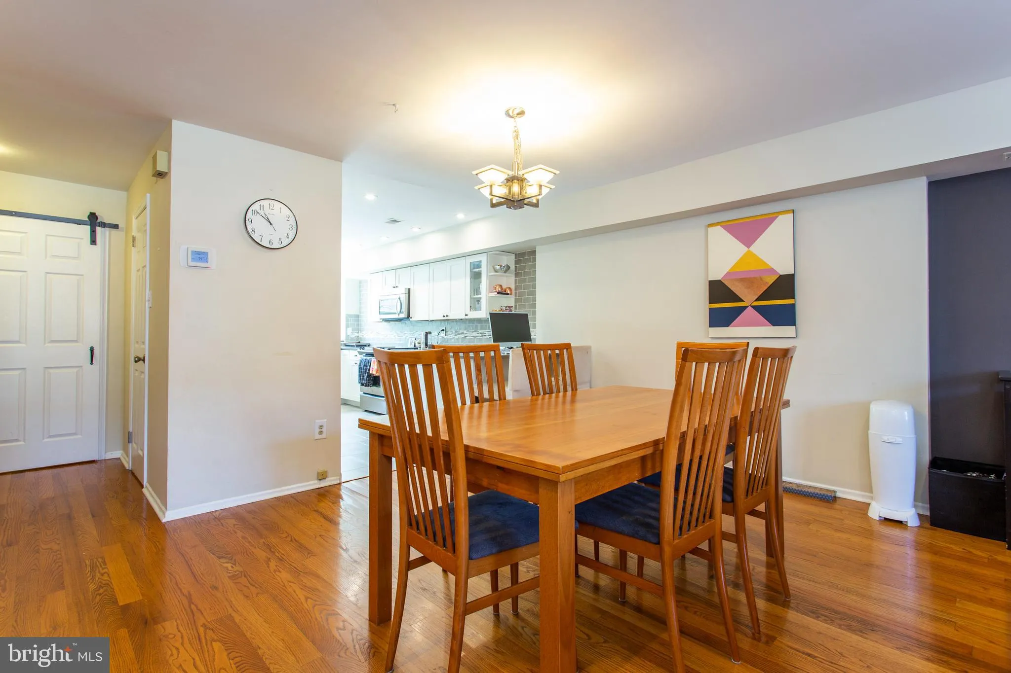 Philadelphia, Pennsylvania 19103, United States, 3 Bedrooms Bedrooms, ,3 BathroomsBathrooms,Residential,Active,146413