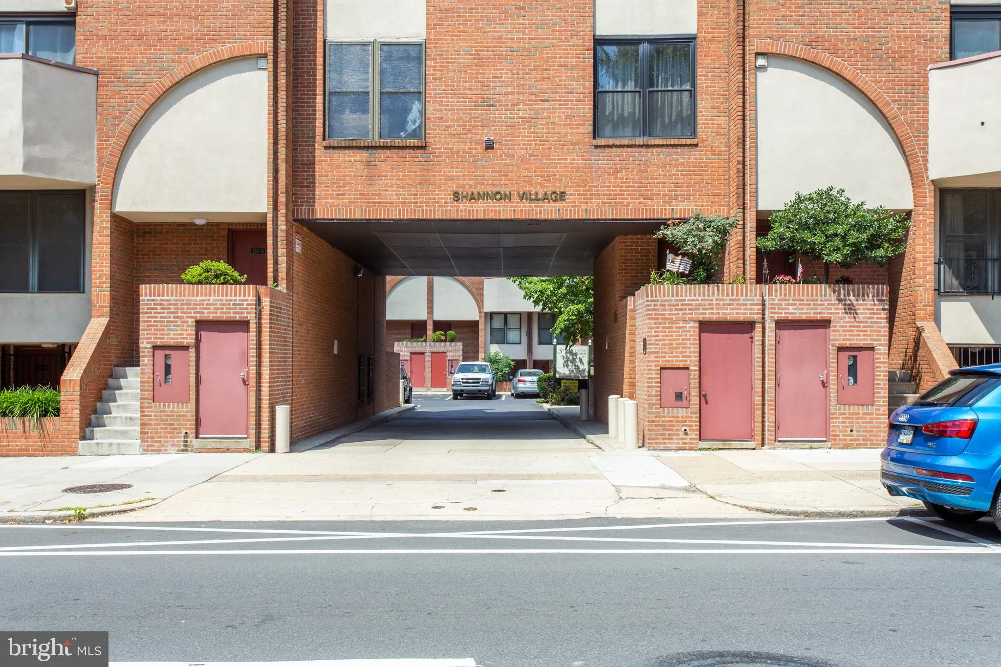 Philadelphia, Pennsylvania 19103, United States, 3 Bedrooms Bedrooms, ,3 BathroomsBathrooms,Residential,Active,146413