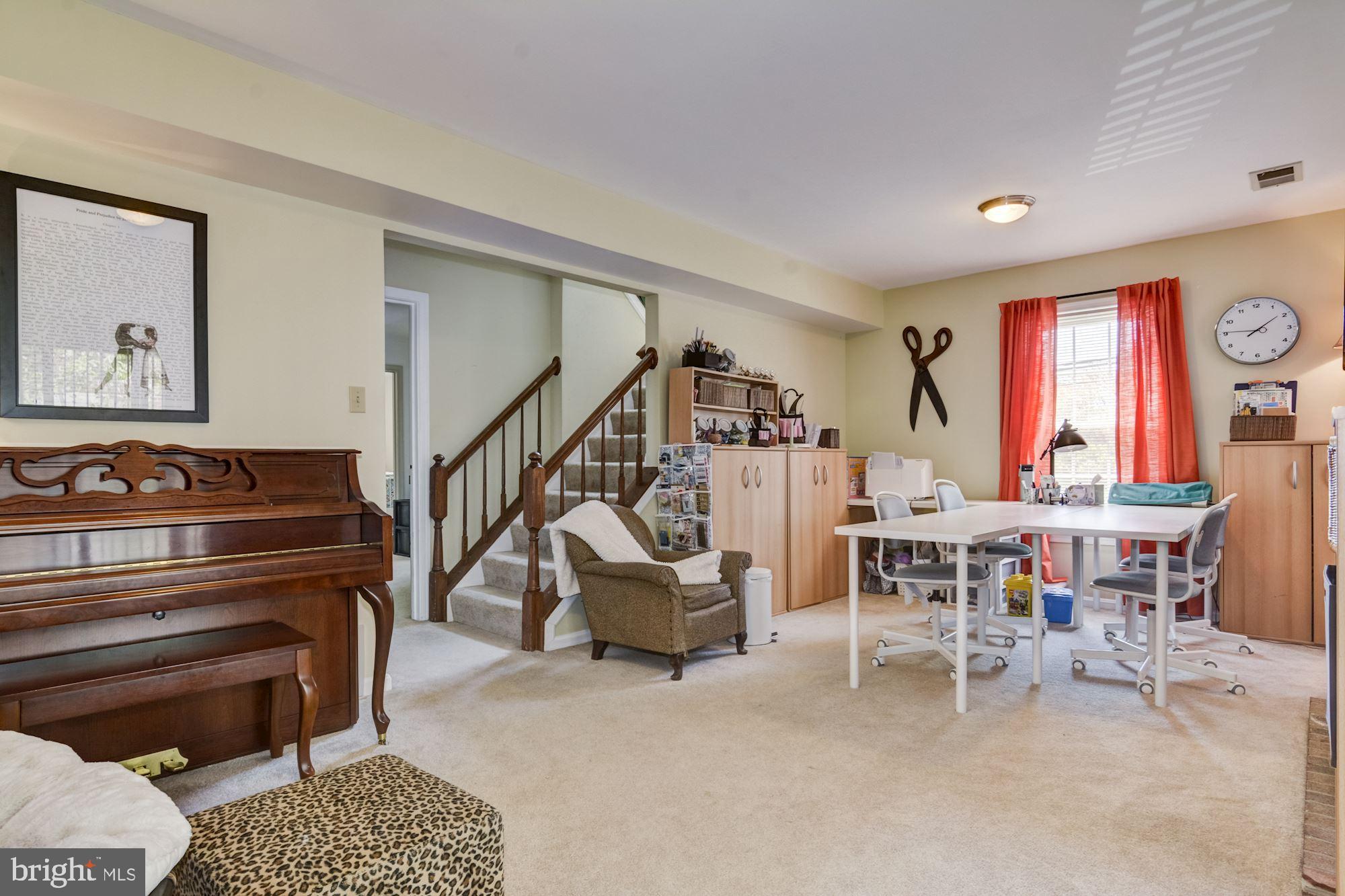 KINGSTOWNE - Residential Lease