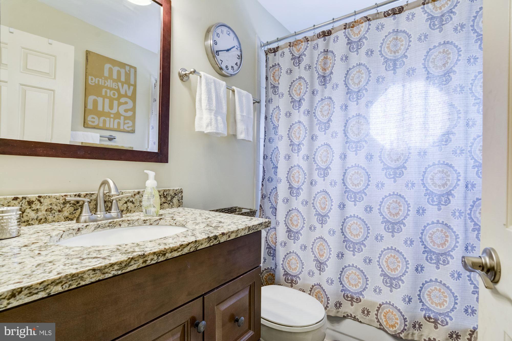 KINGSTOWNE - Residential Lease