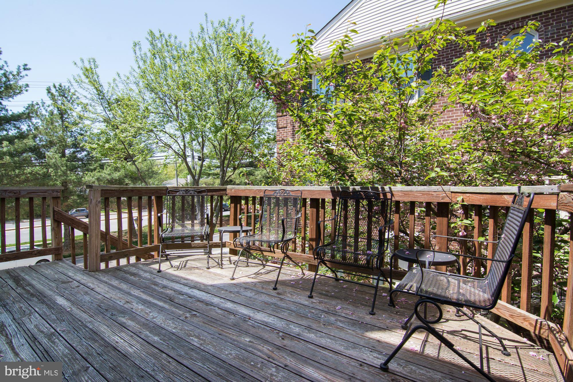 KINGSTOWNE - Residential Lease