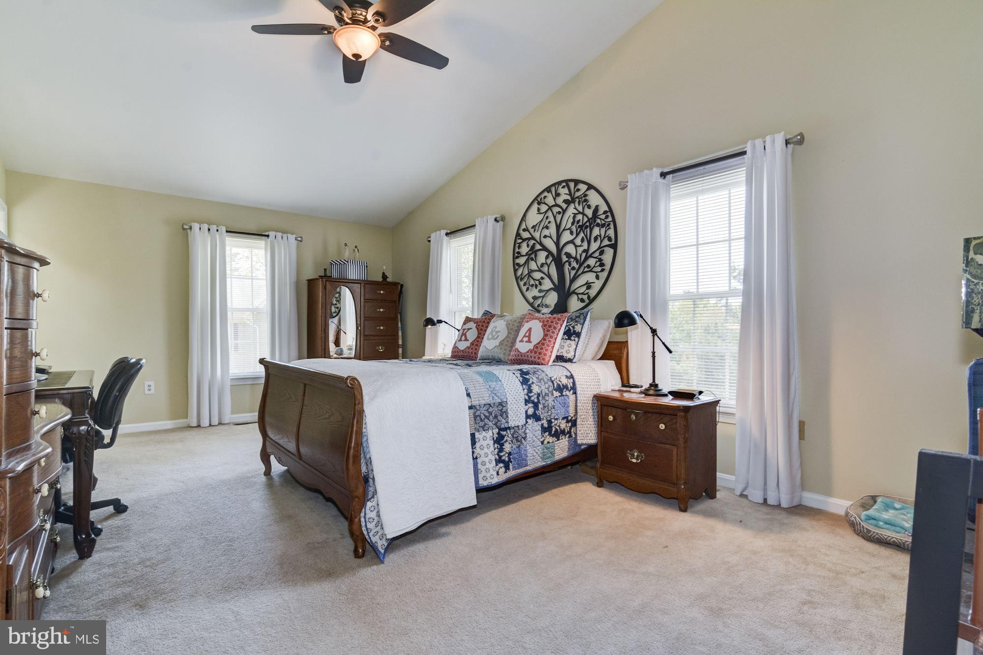 KINGSTOWNE - Residential Lease