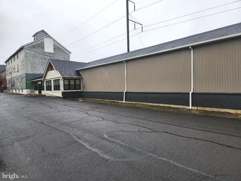 Photo of 1060 Greeley, IVYLAND, PA 18974 (MLS # PABU2116510)