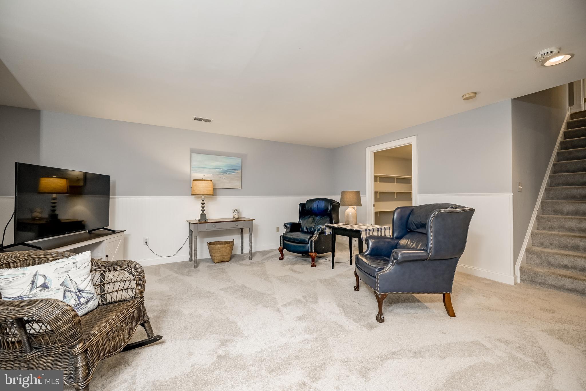 WELLINGTON - Residential