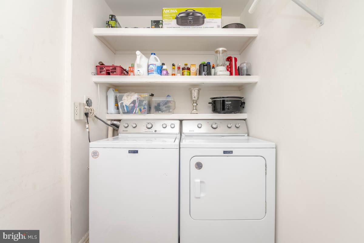 HICKORY HILLS - Residential