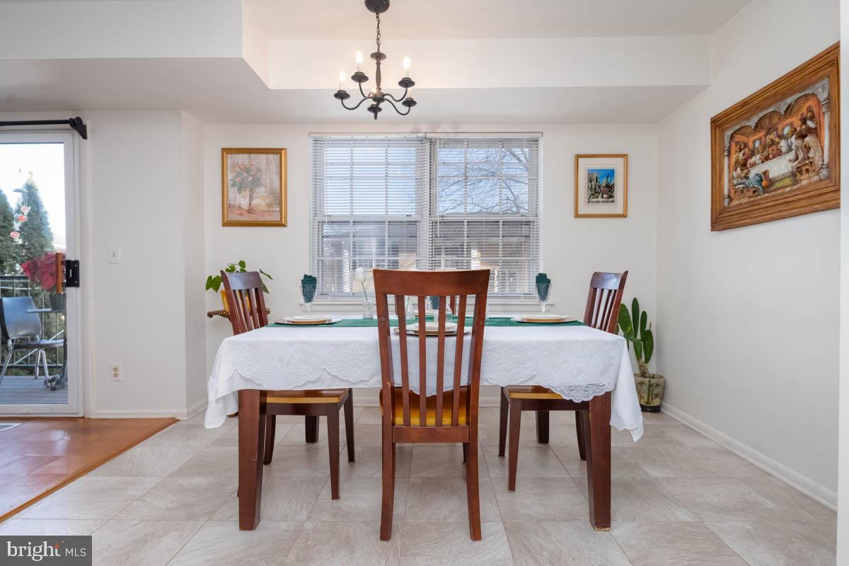 HICKORY HILLS - Residential