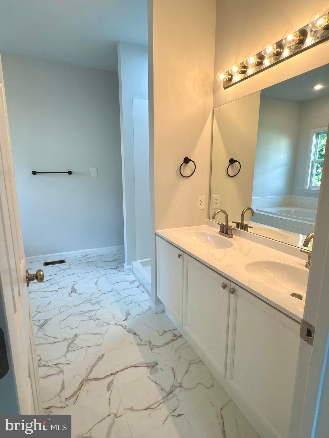 STONEBROOK VILLAGE - Residential