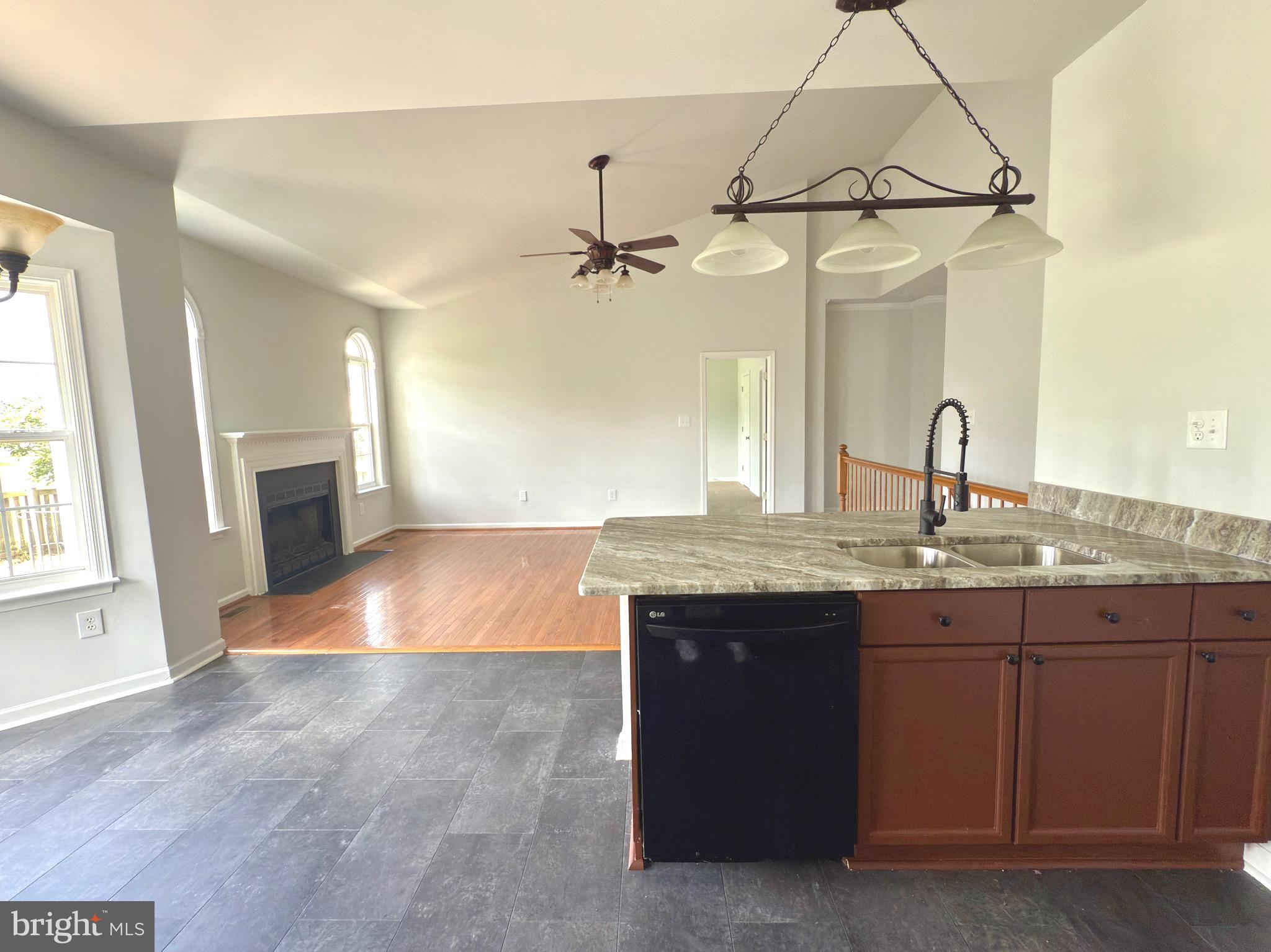 STONEBROOK VILLAGE - Residential