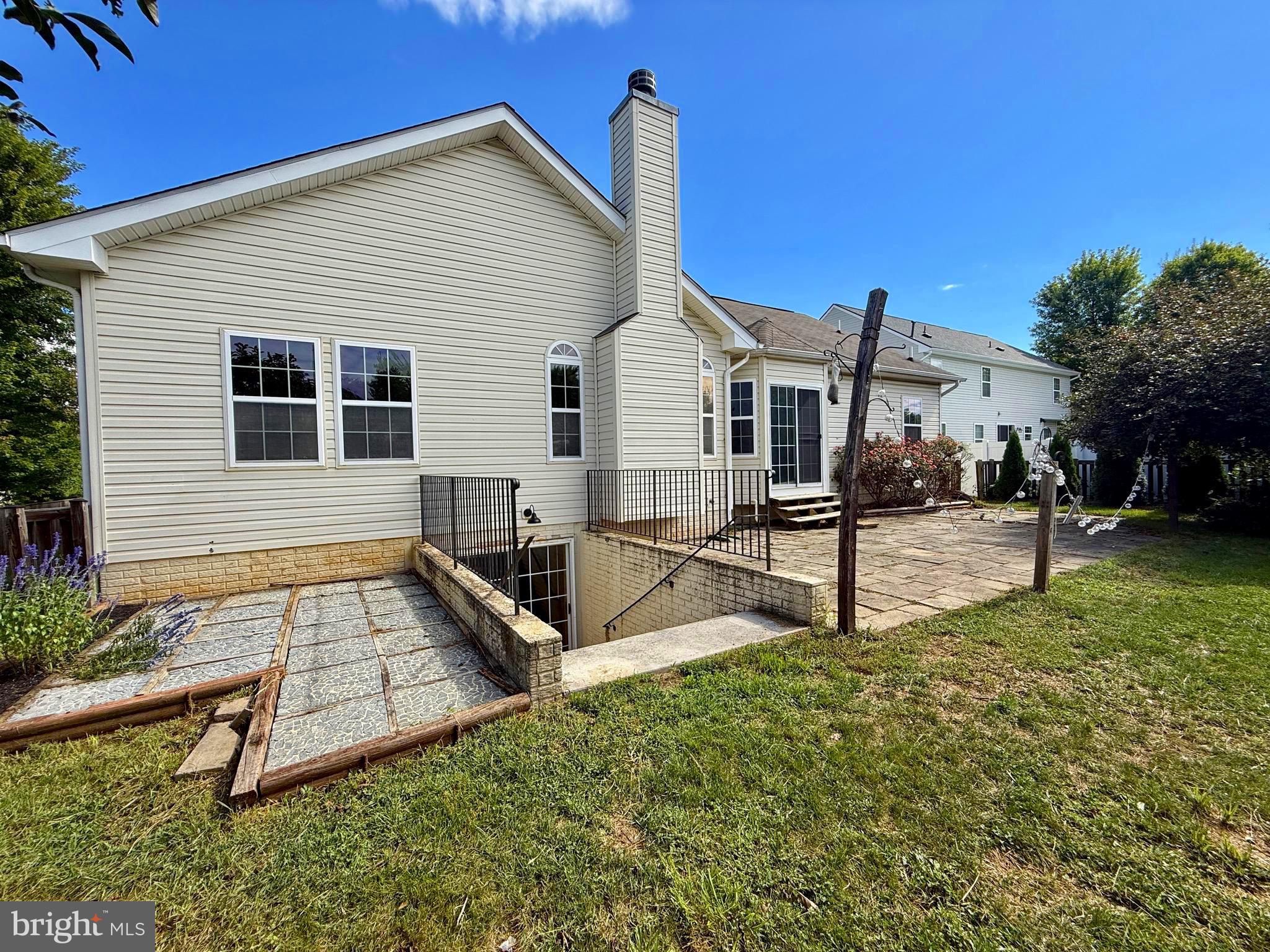 34 KREGLOW COURT