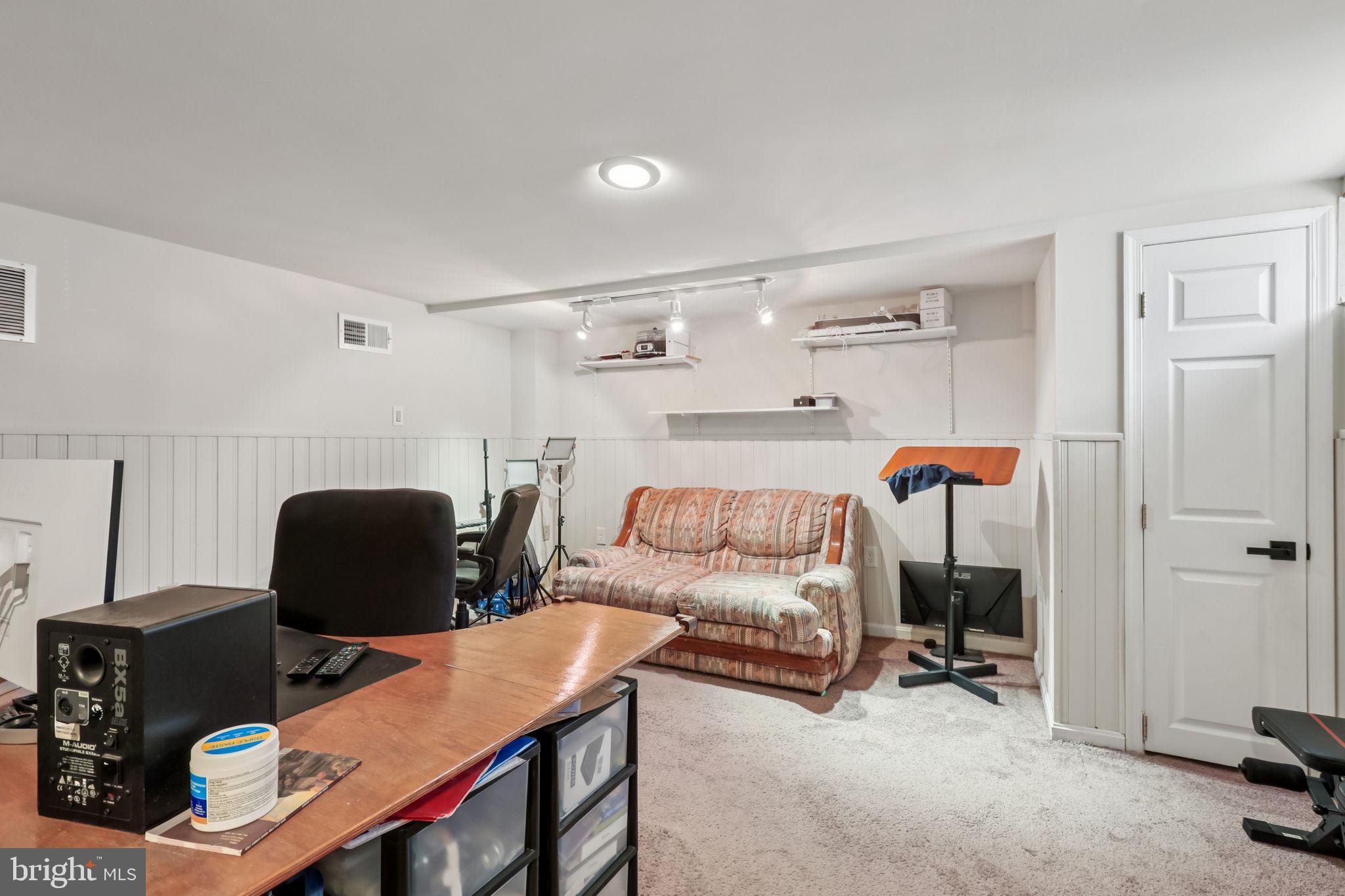 RIDGELEIGH - Residential