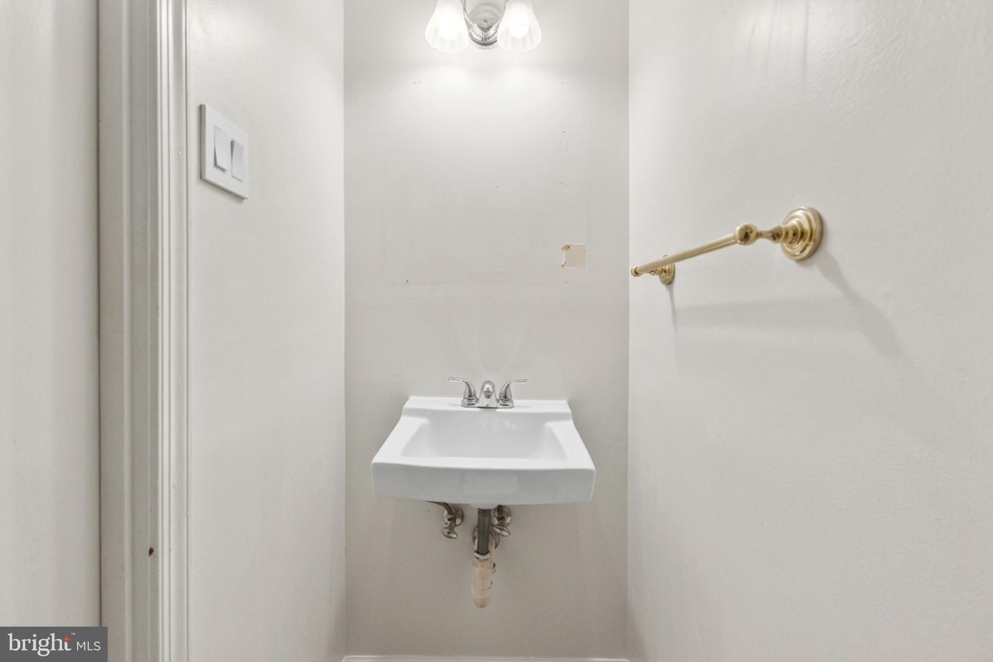 PINEWOOD GREENS - Residential