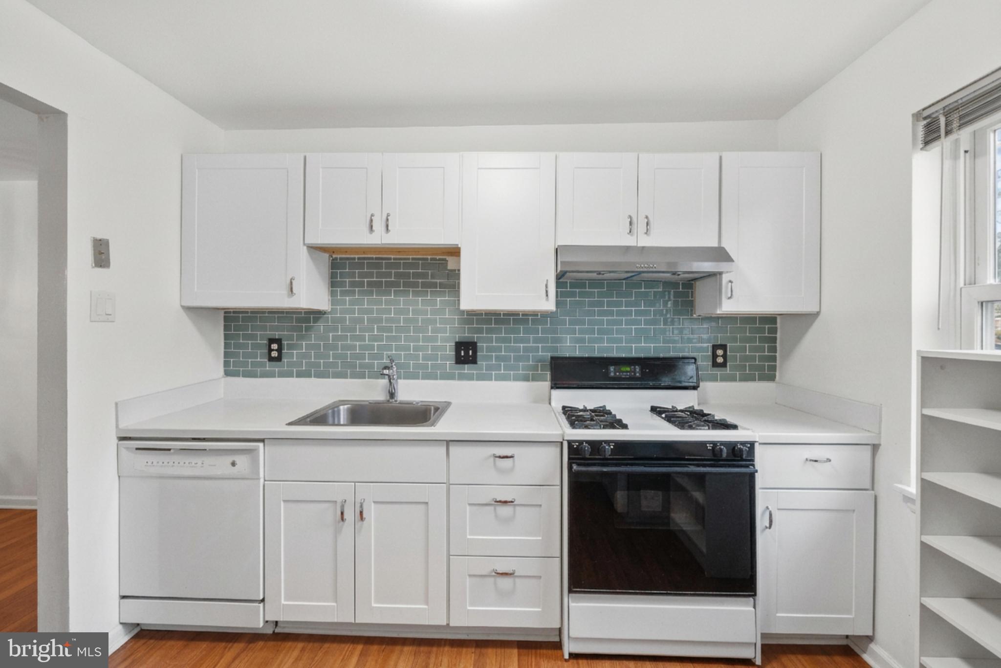 PINEWOOD GREENS - Residential