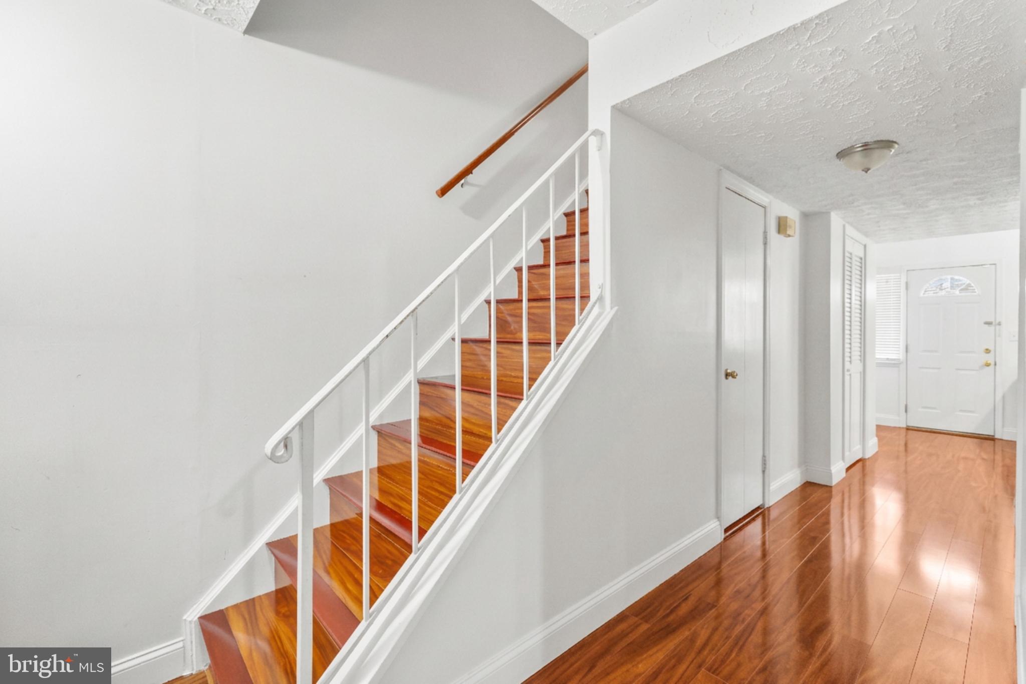 PINEWOOD GREENS - Residential