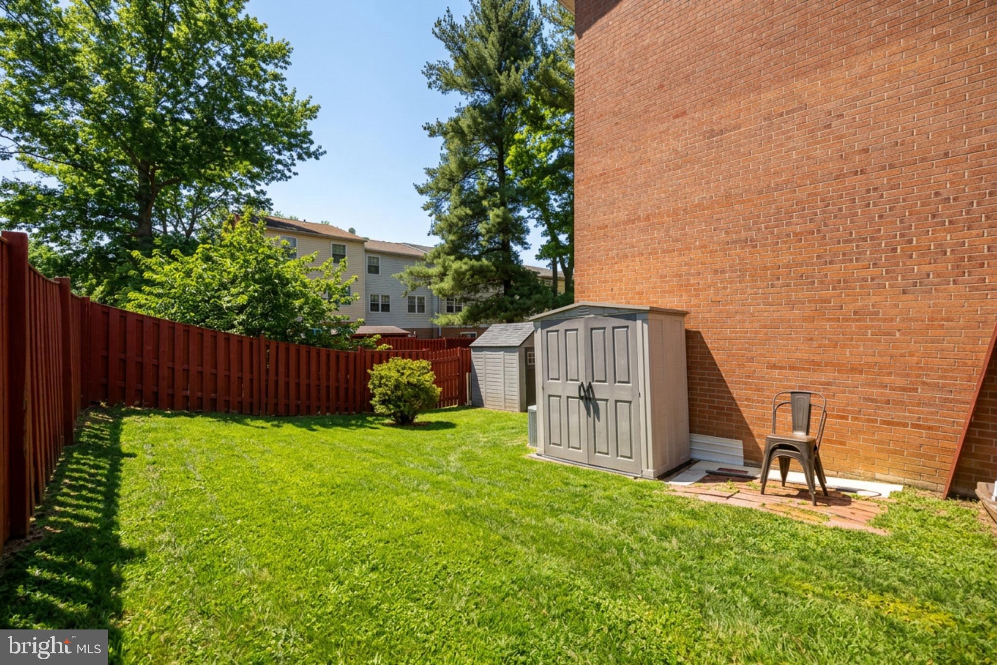 PINEWOOD GREENS - Residential