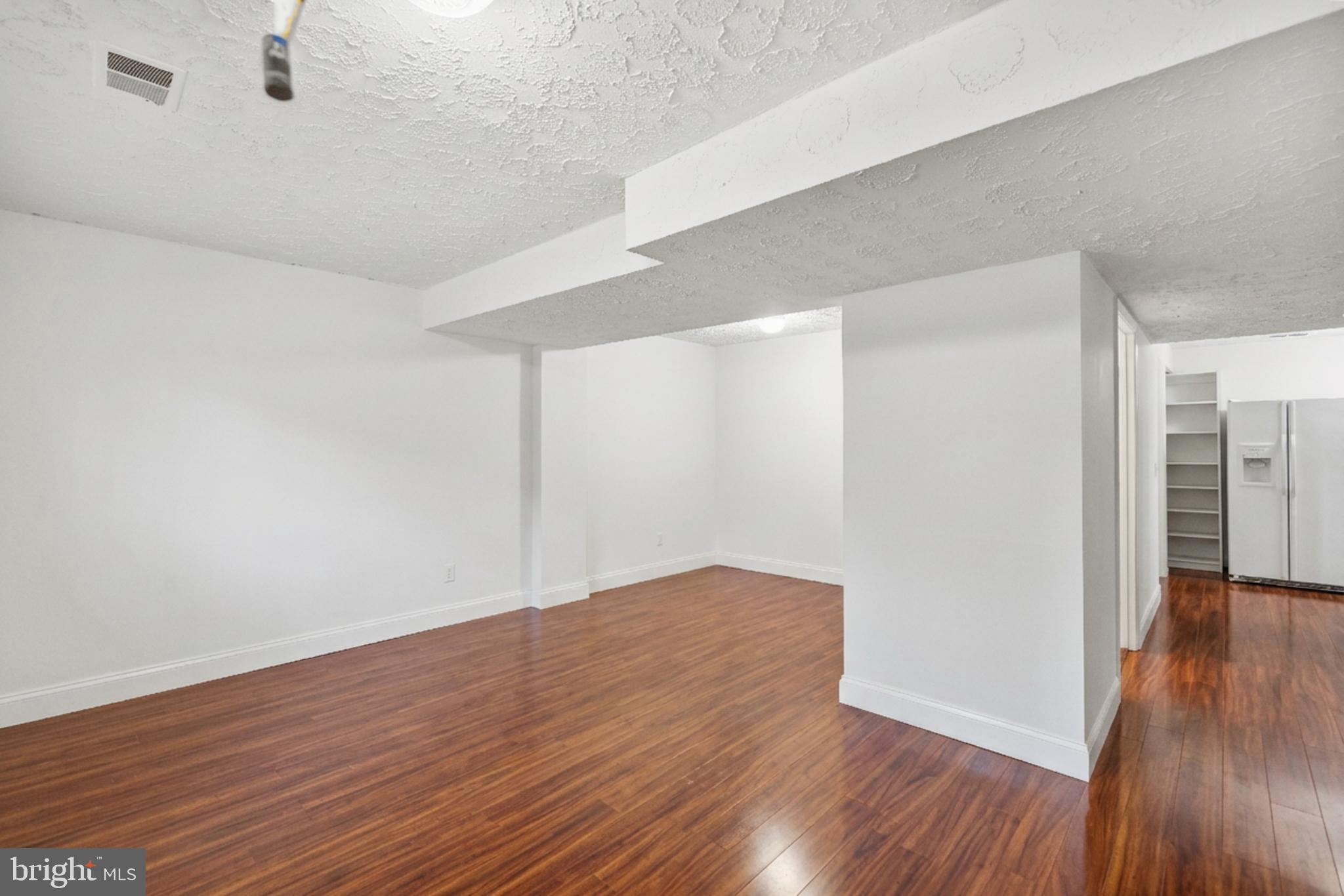 PINEWOOD GREENS - Residential