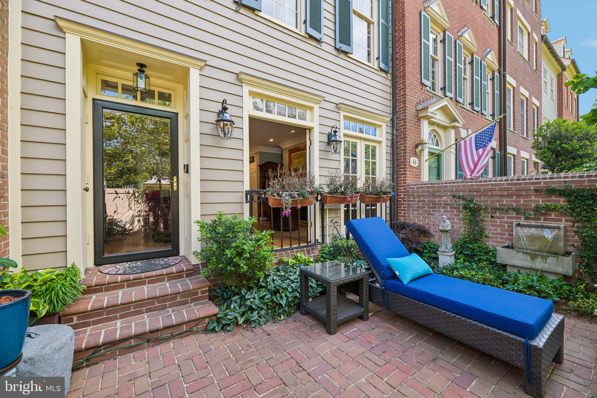 HARBORSIDE - Residential