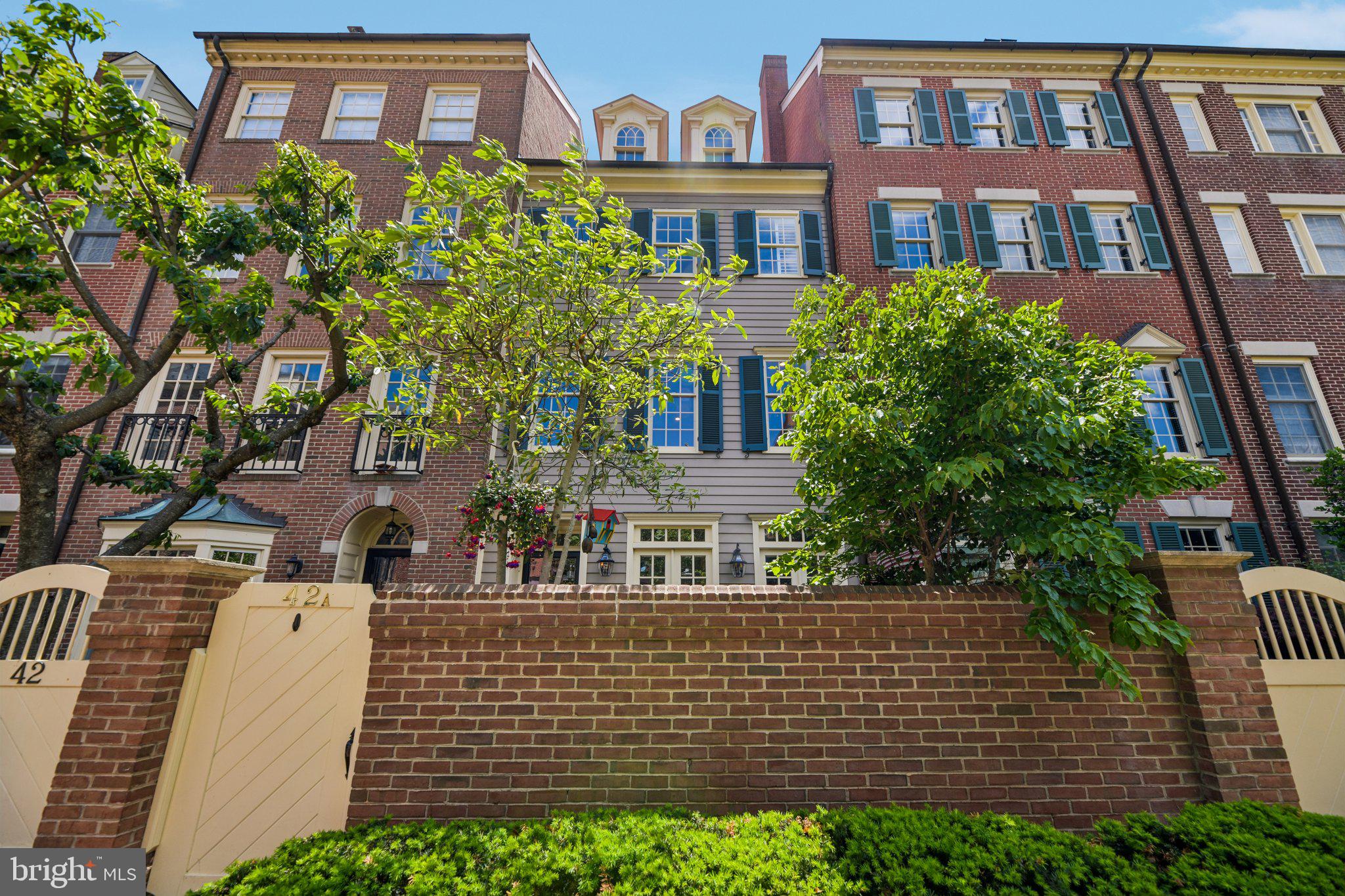 HARBORSIDE - Residential