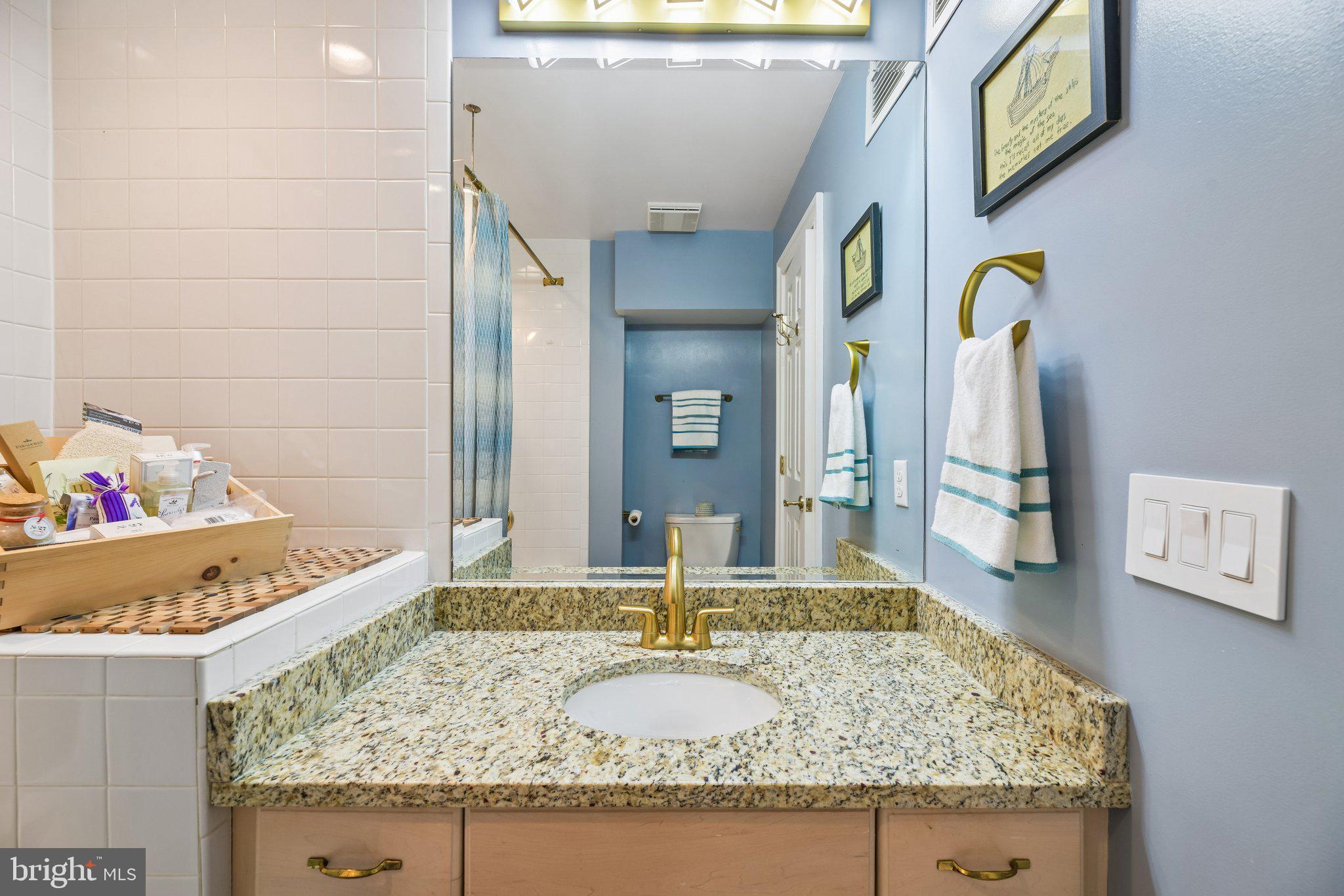 HARBORSIDE - Residential