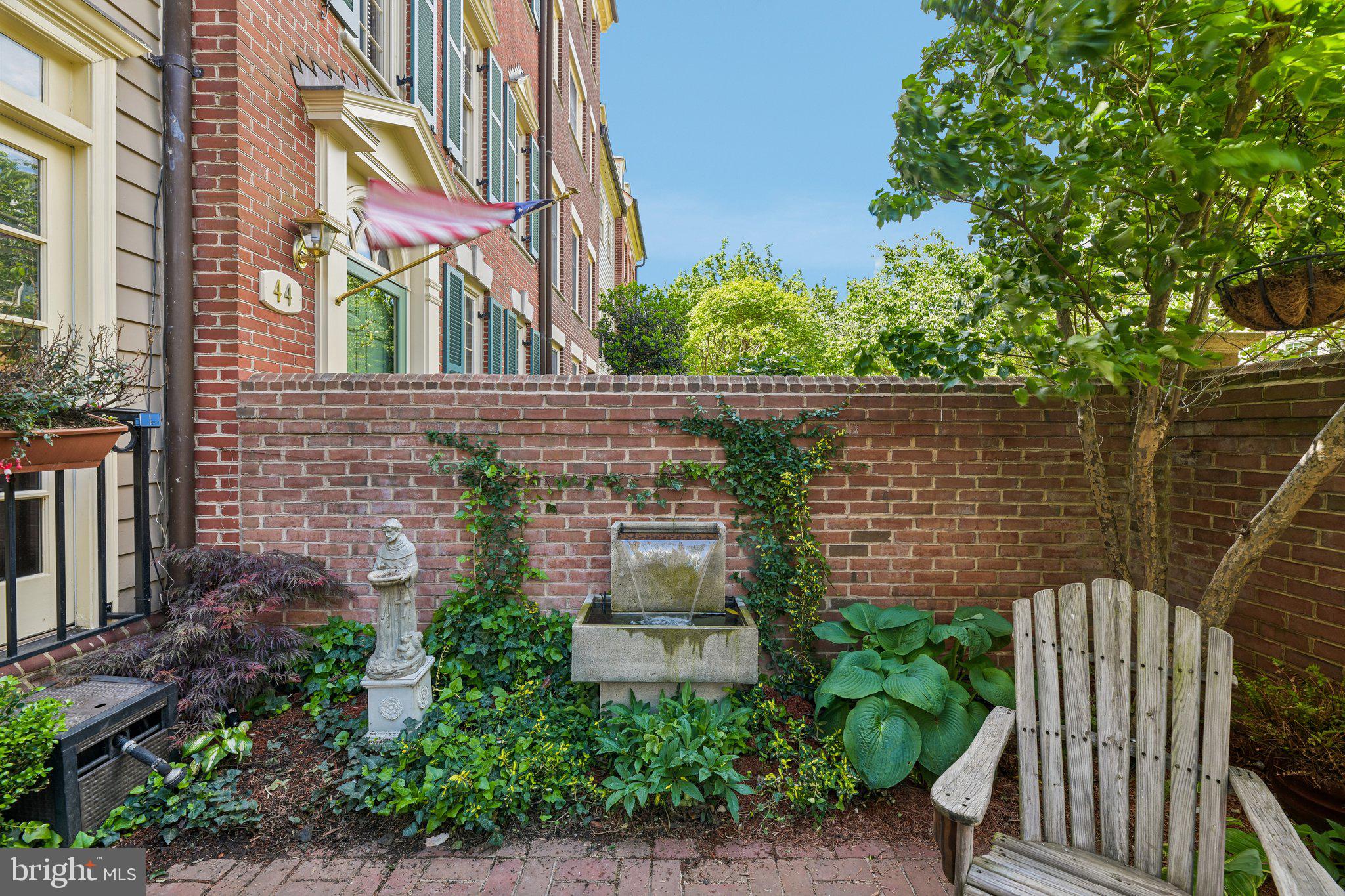 HARBORSIDE - Residential