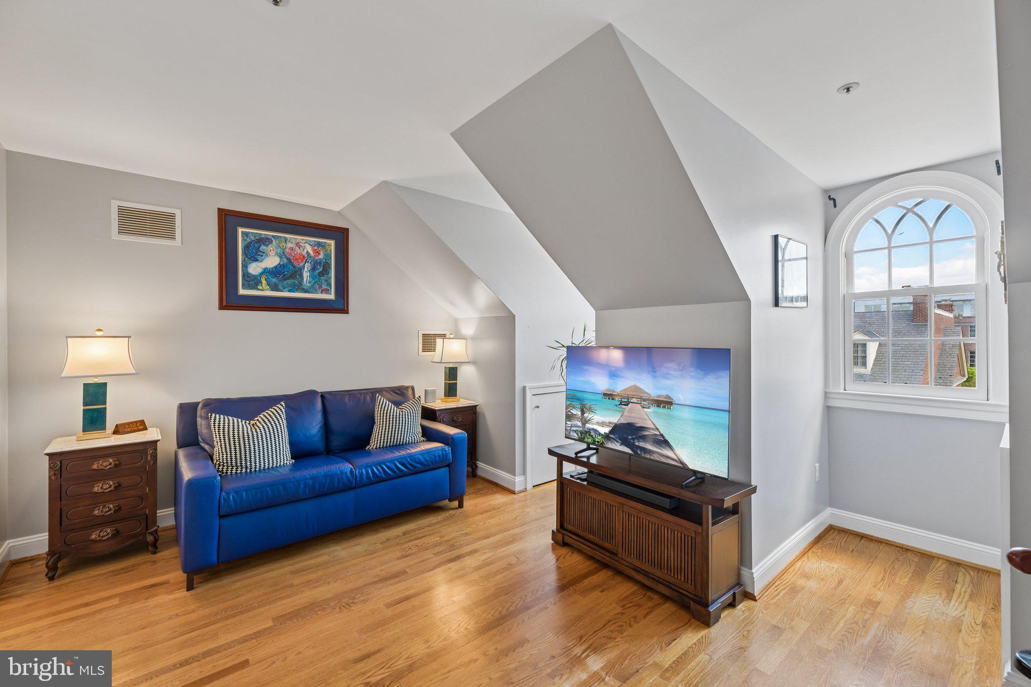 HARBORSIDE - Residential